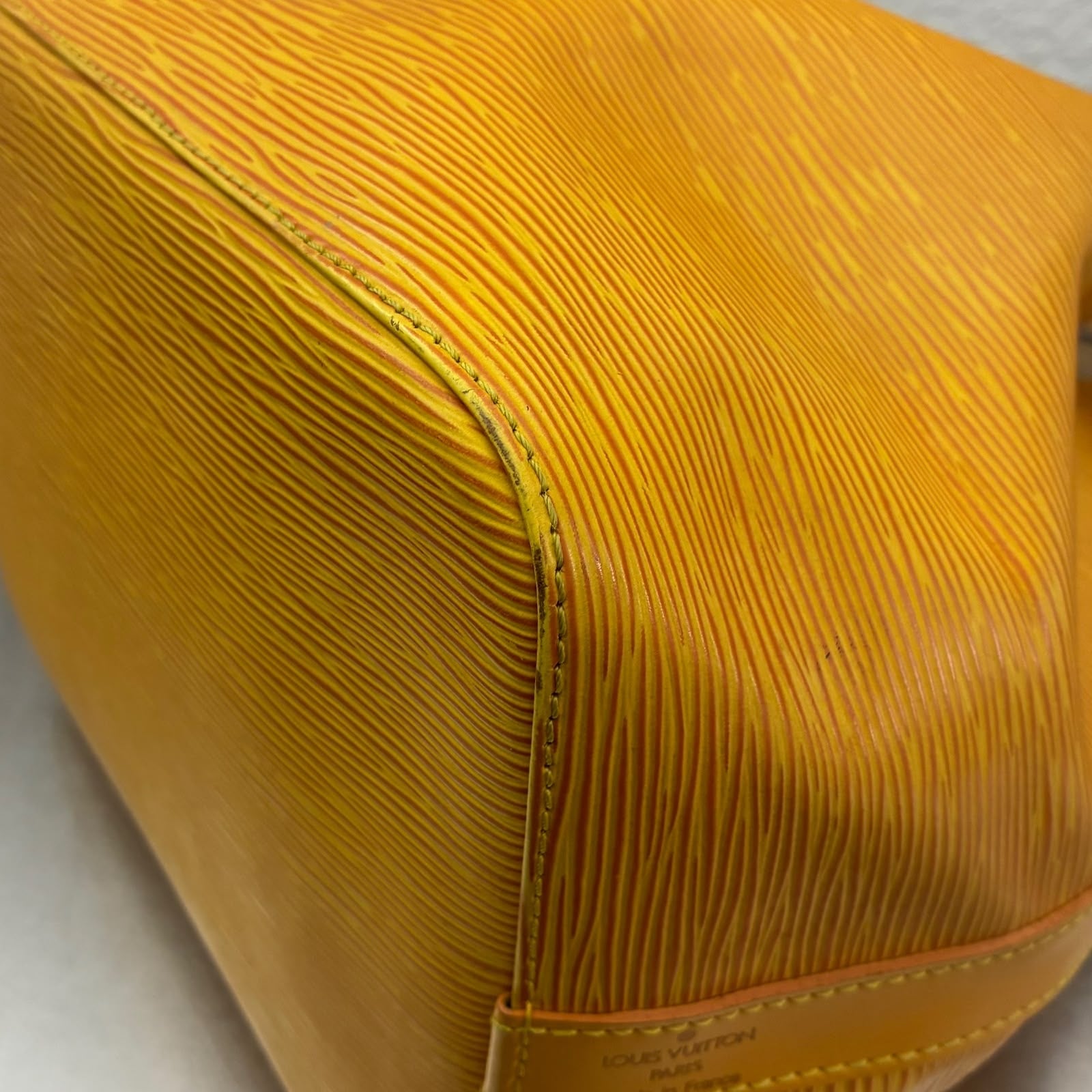 Louis Vuitton Sac Noé Petit Epi