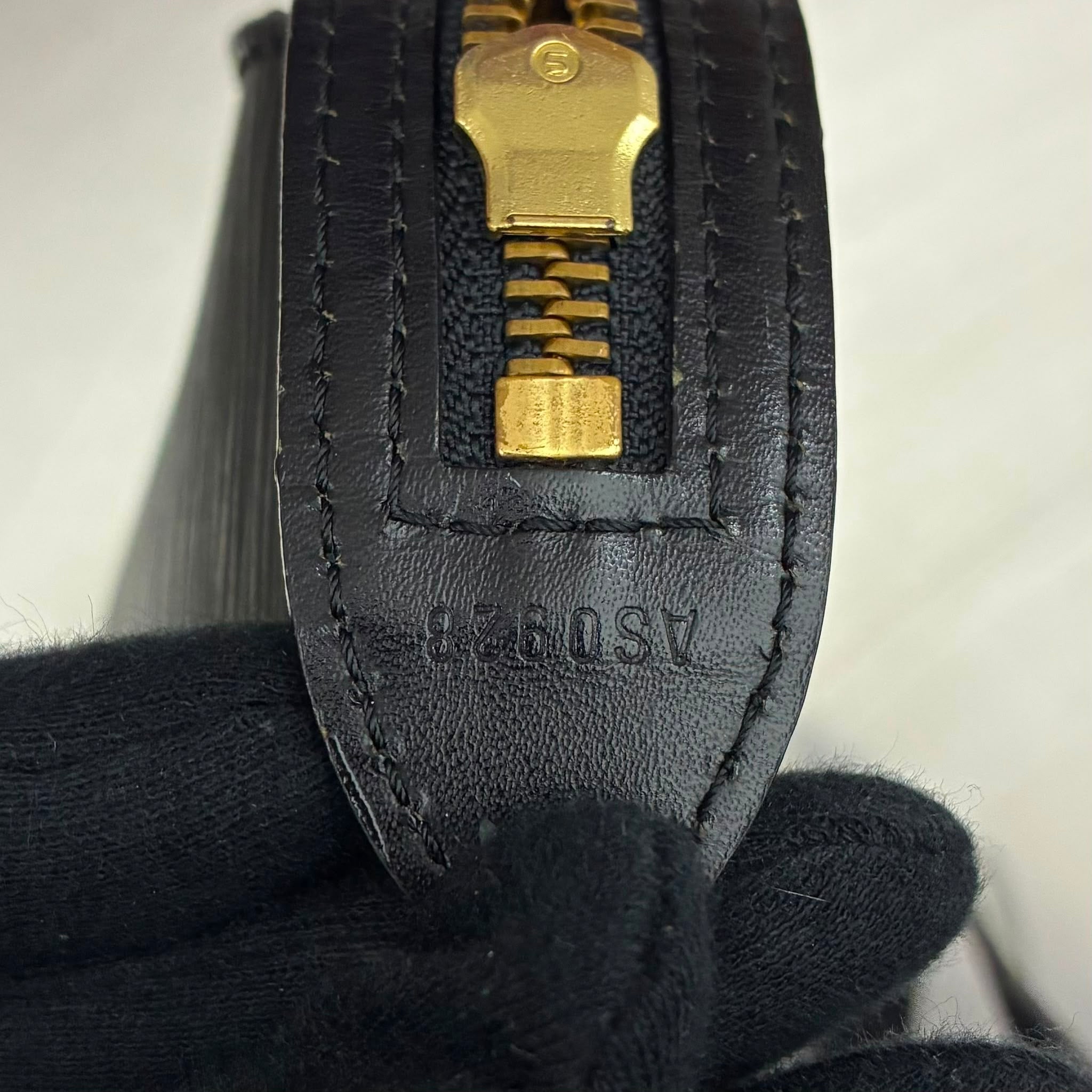 Louis Vuitton Saint Jacques Epi