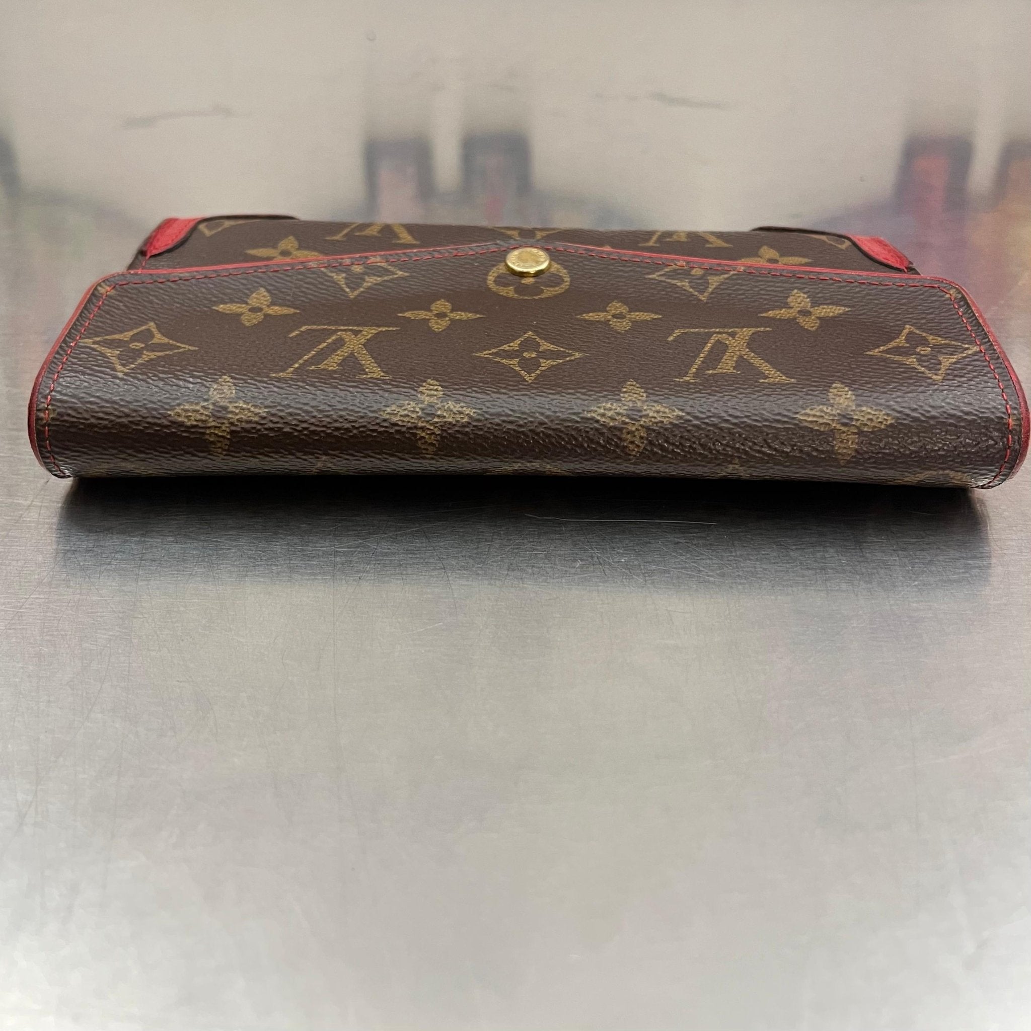 Louis Vuitton Sarah Retiro