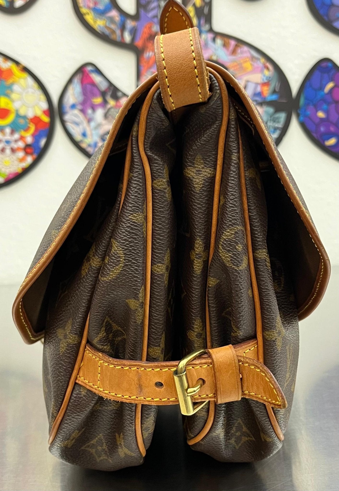 Louis Vuitton Saumur 30