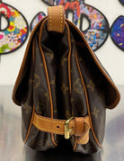 Louis Vuitton Saumur 30