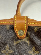 Louis Vuitton Saumur 30