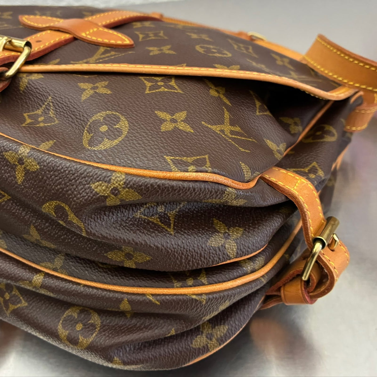 Louis Vuitton Saumur 30 Monogram