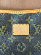 Louis Vuitton Saumur 35