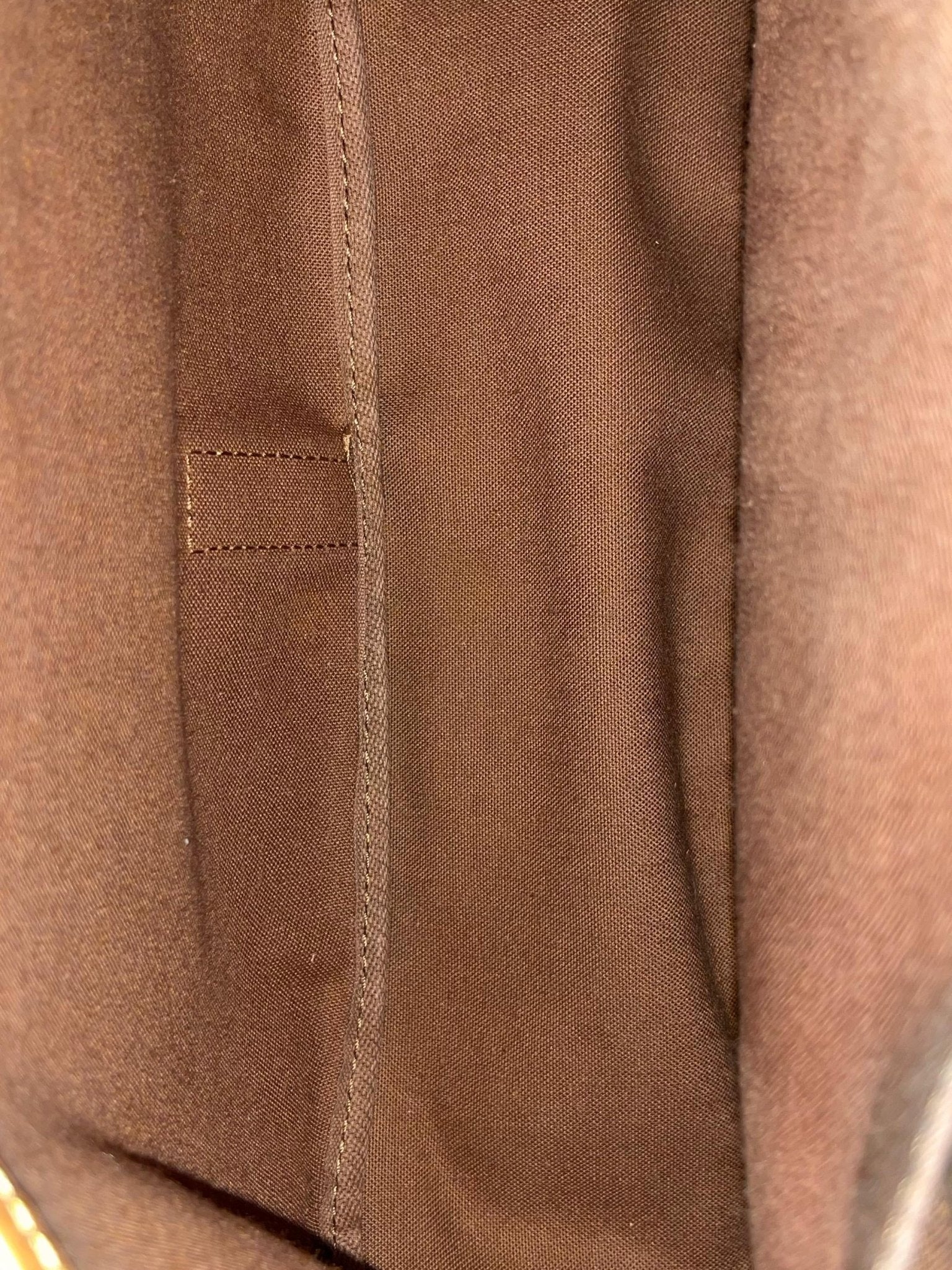 Louis Vuitton Saumur 35