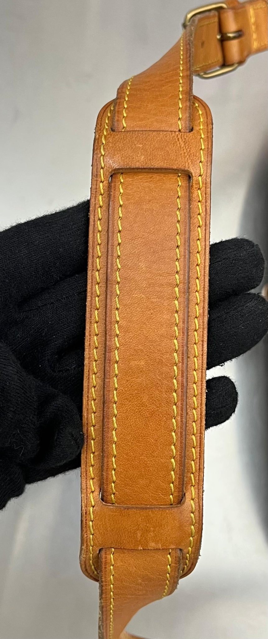 Louis Vuitton Saumur 35