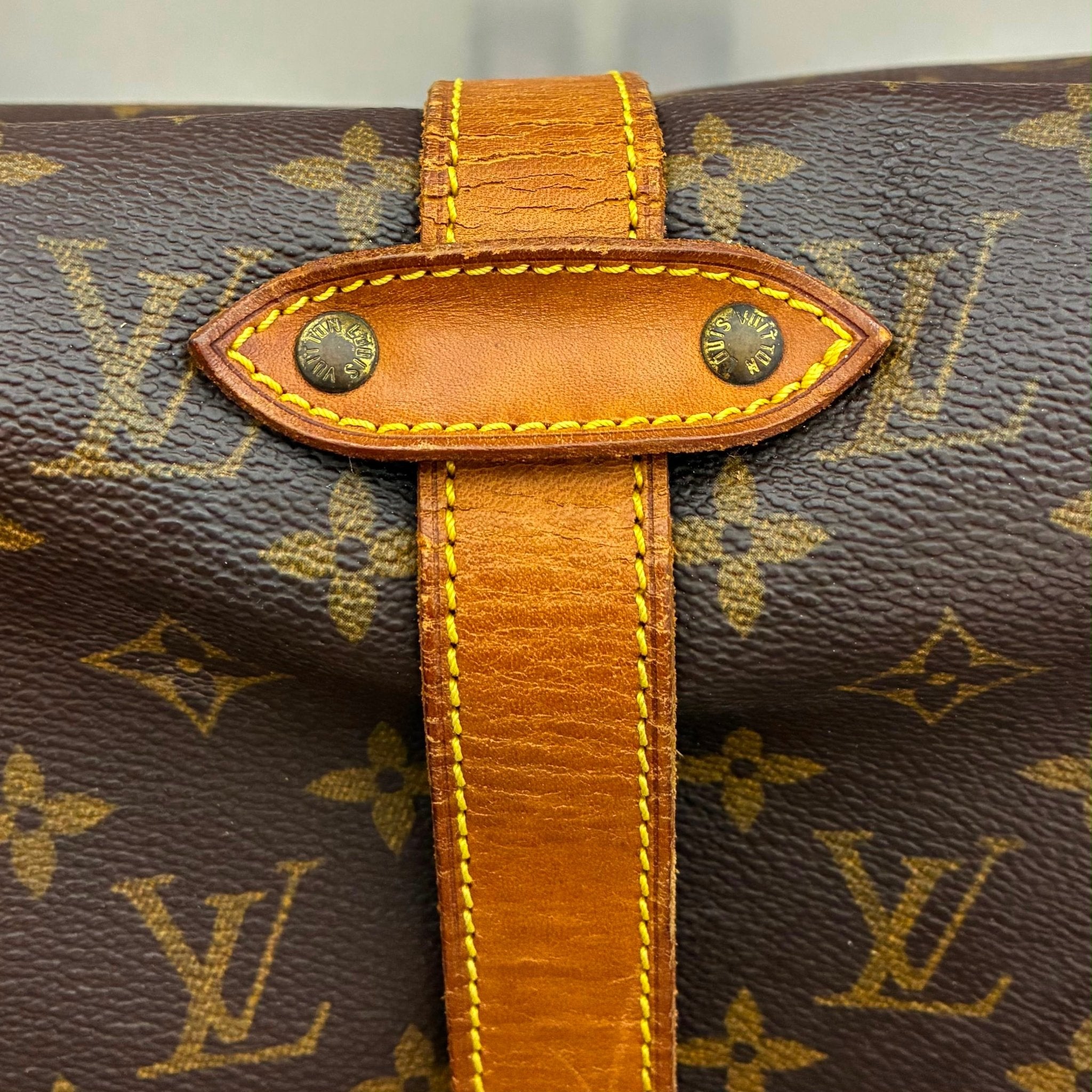 Louis Vuitton Saumur 35 Monogram von 1997