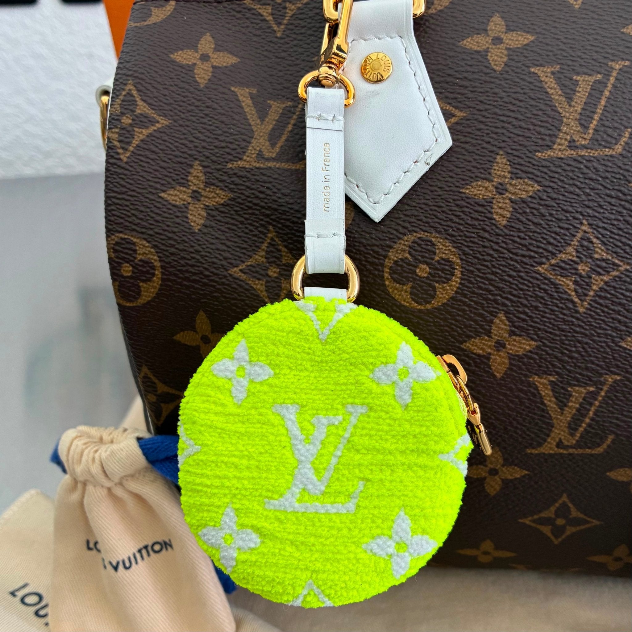 Louis Vuitton Seedy 25 Monogram