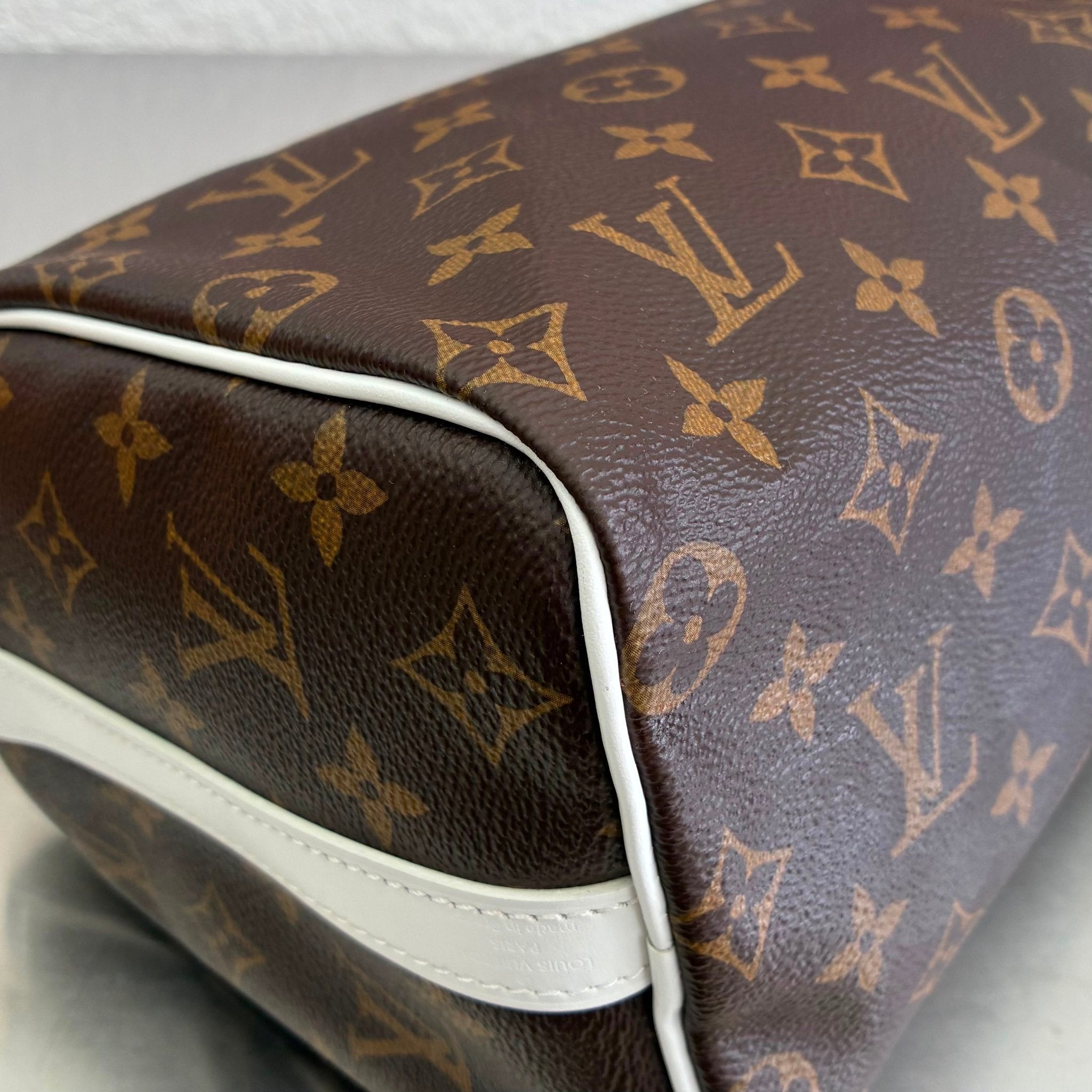 Louis Vuitton Seedy 25 Monogram