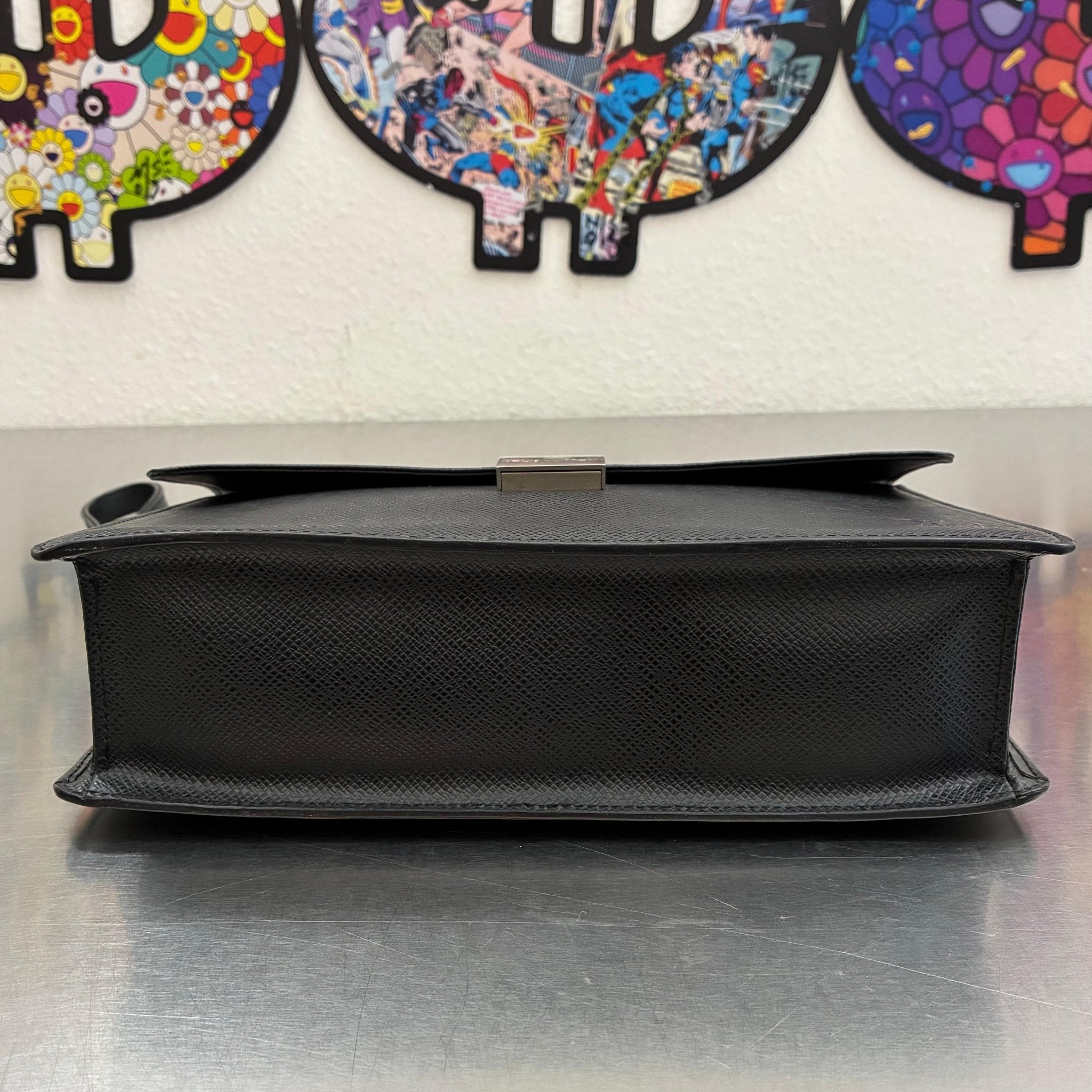 Louis Vuitton Selenga Taiga