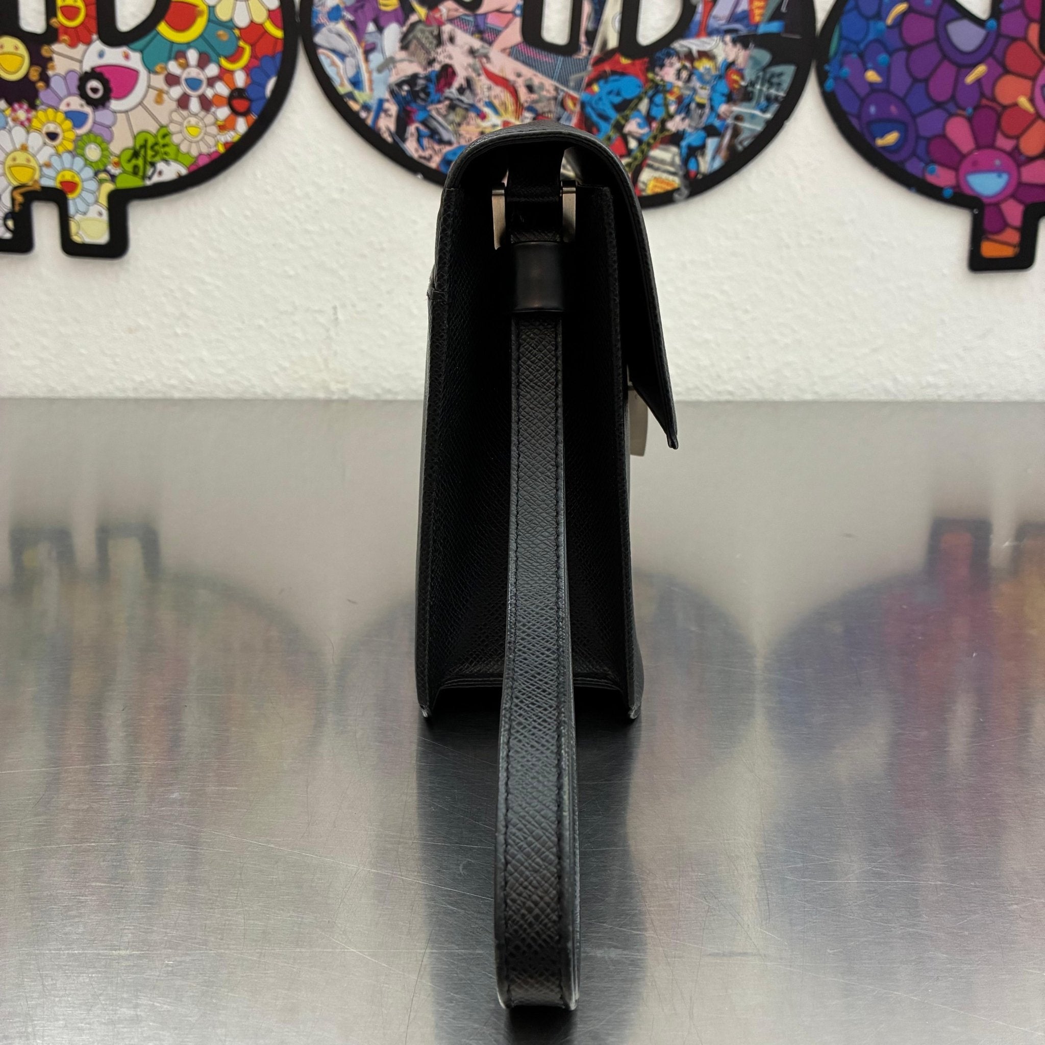 Louis Vuitton Selenga Taiga
