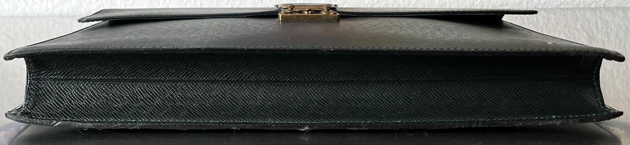 Louis Vuitton Serviette Kourad (Dunkelgrün)