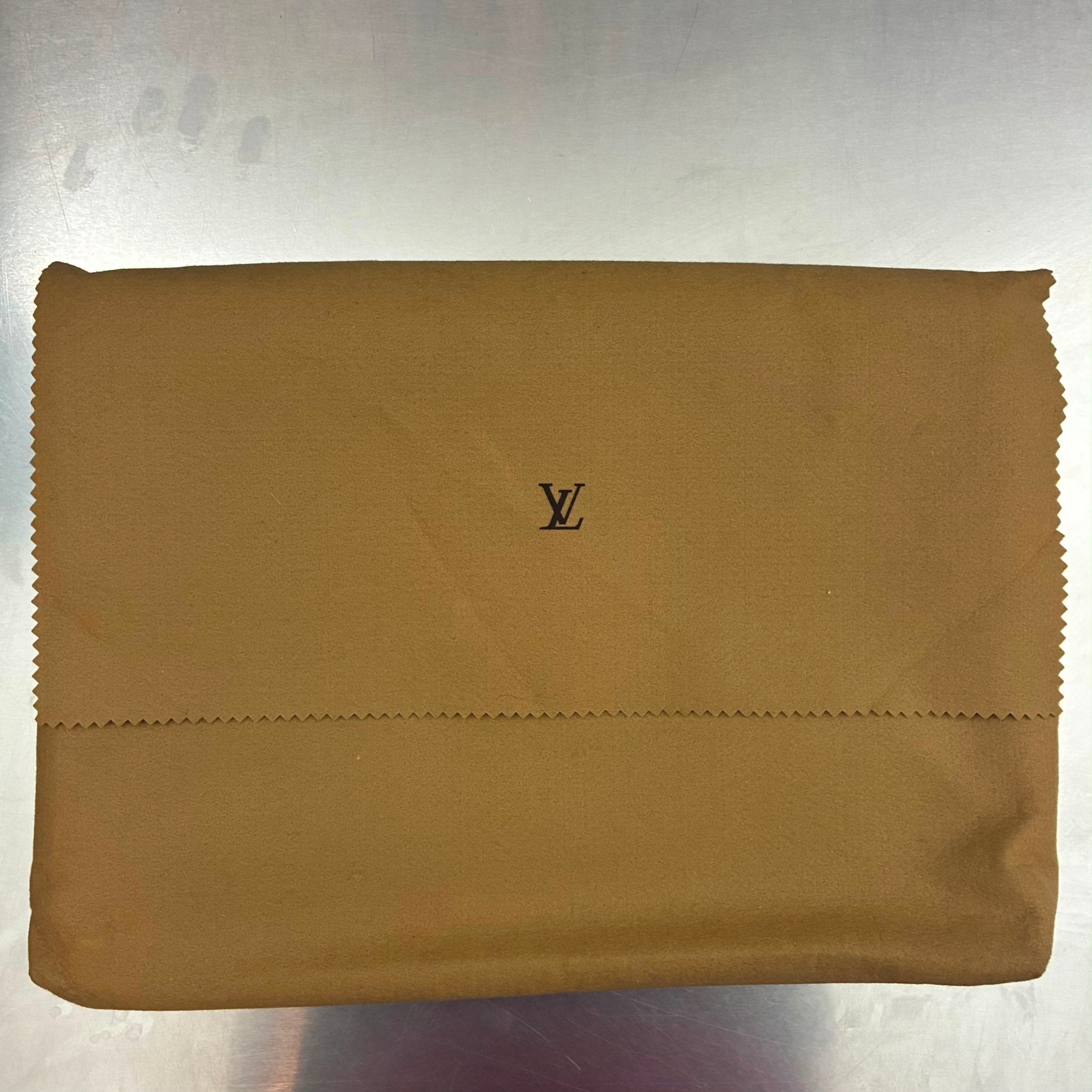Louis Vuitton Serviette Kourad Nomade Nr. 147 / Japan 15th anniversary von 1993