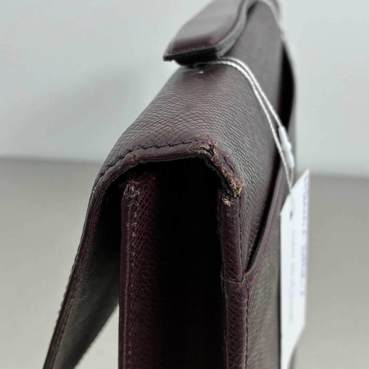 Louis Vuitton Serviette Kourad Taiga