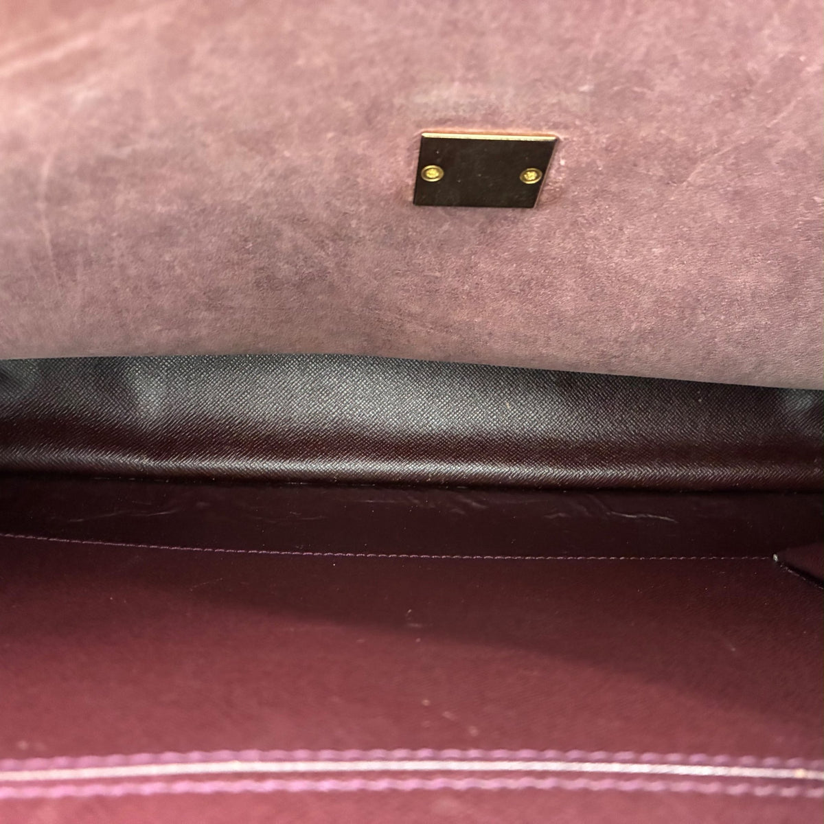 Louis Vuitton Serviette Kourad Taiga