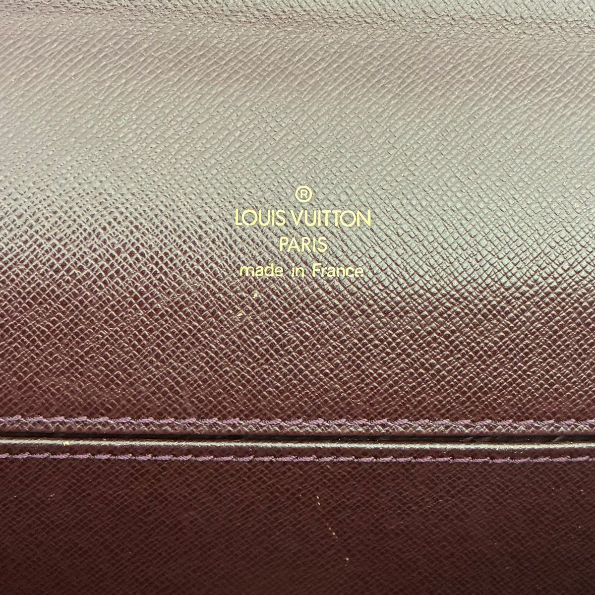 Louis Vuitton Serviette Kourad Taiga