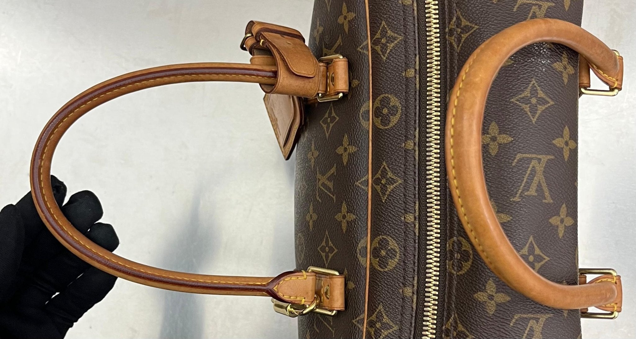 Louis Vuitton Sirius 45