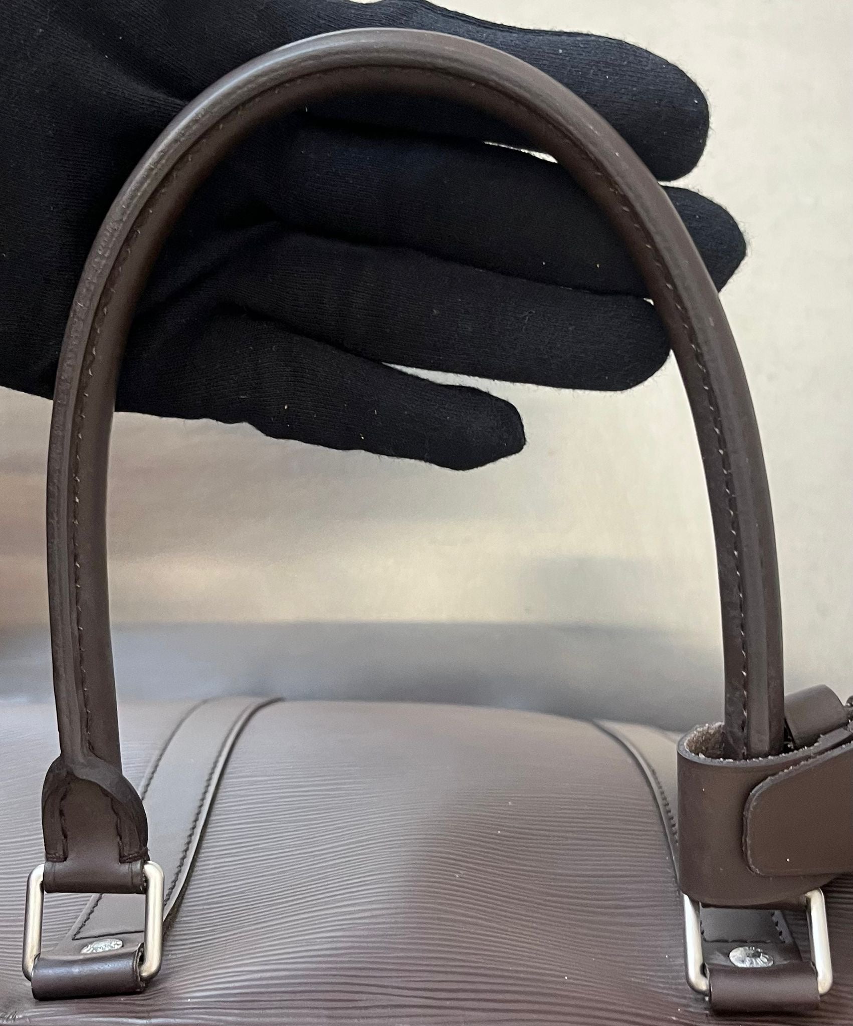 Louis Vuitton Sirius 45 Epi Leder