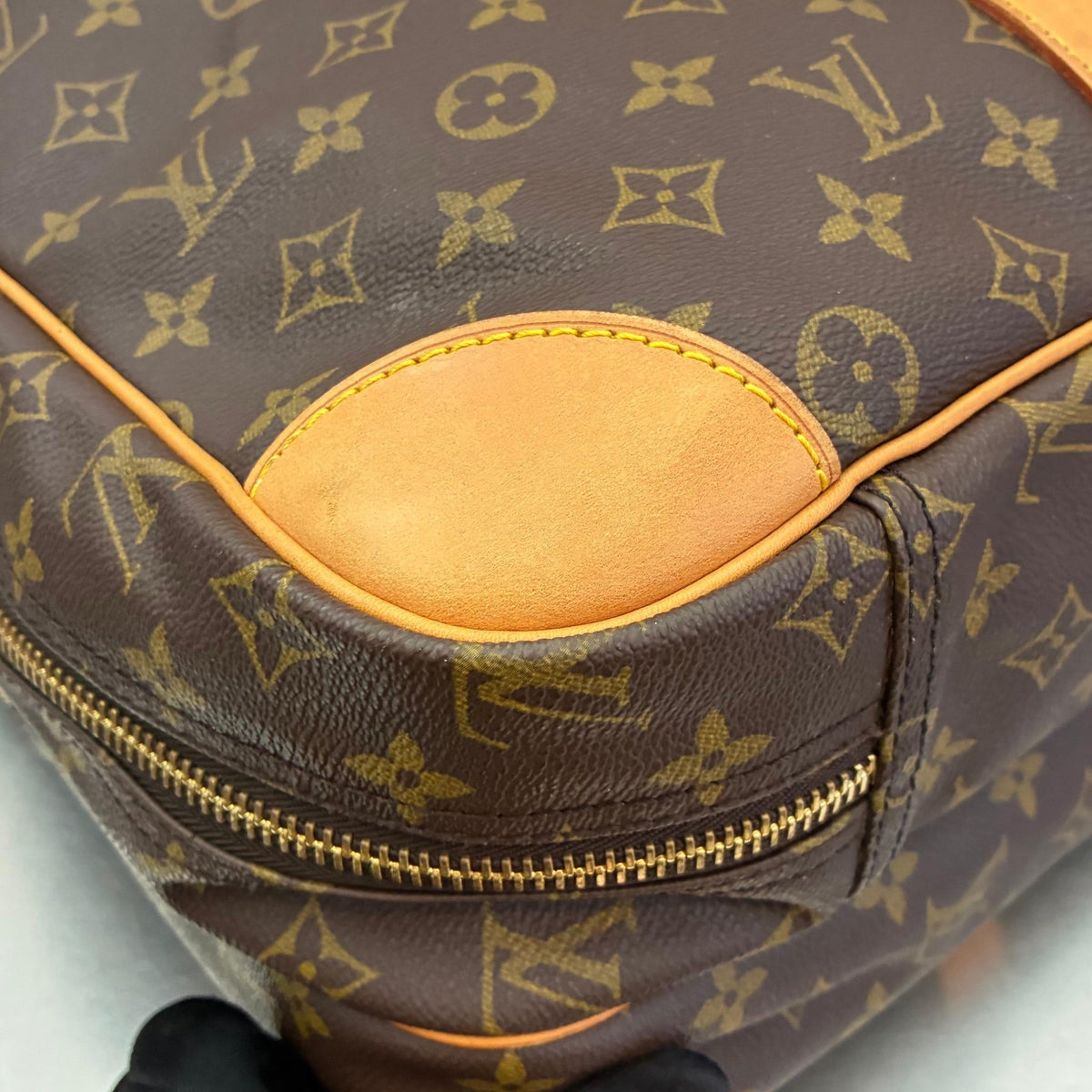 Louis Vuitton Sirius 45 Monogram