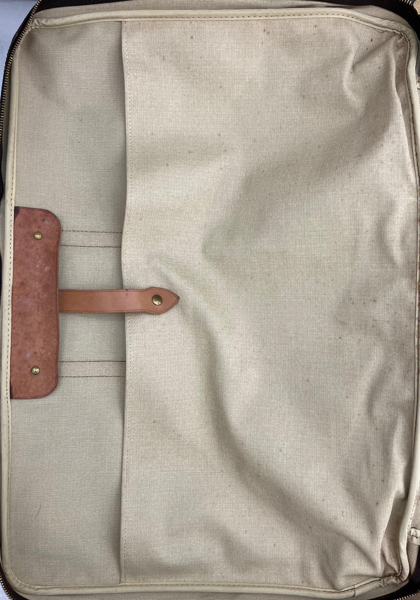 Louis Vuitton Sirius 65