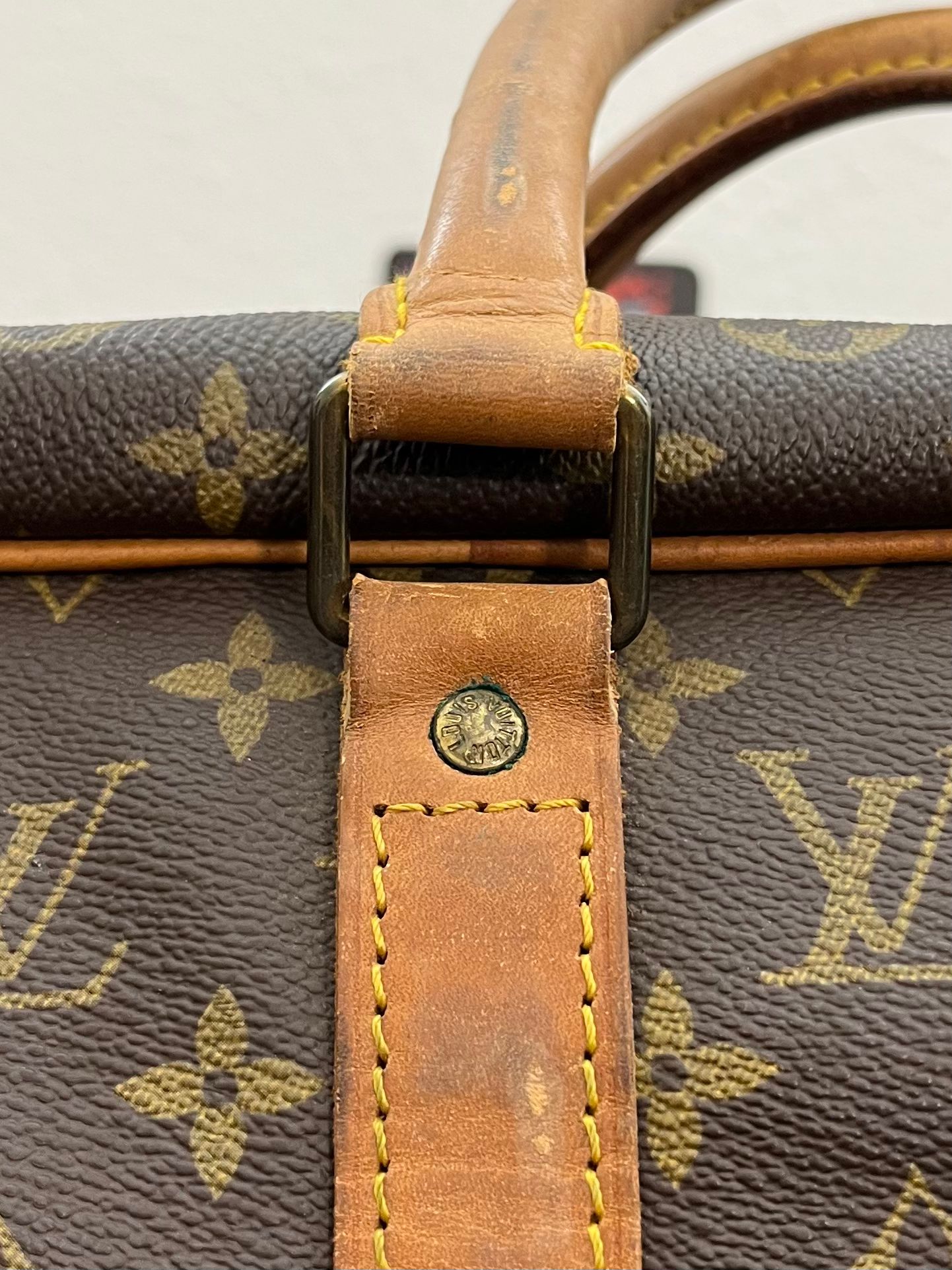 Louis Vuitton Sirius 65