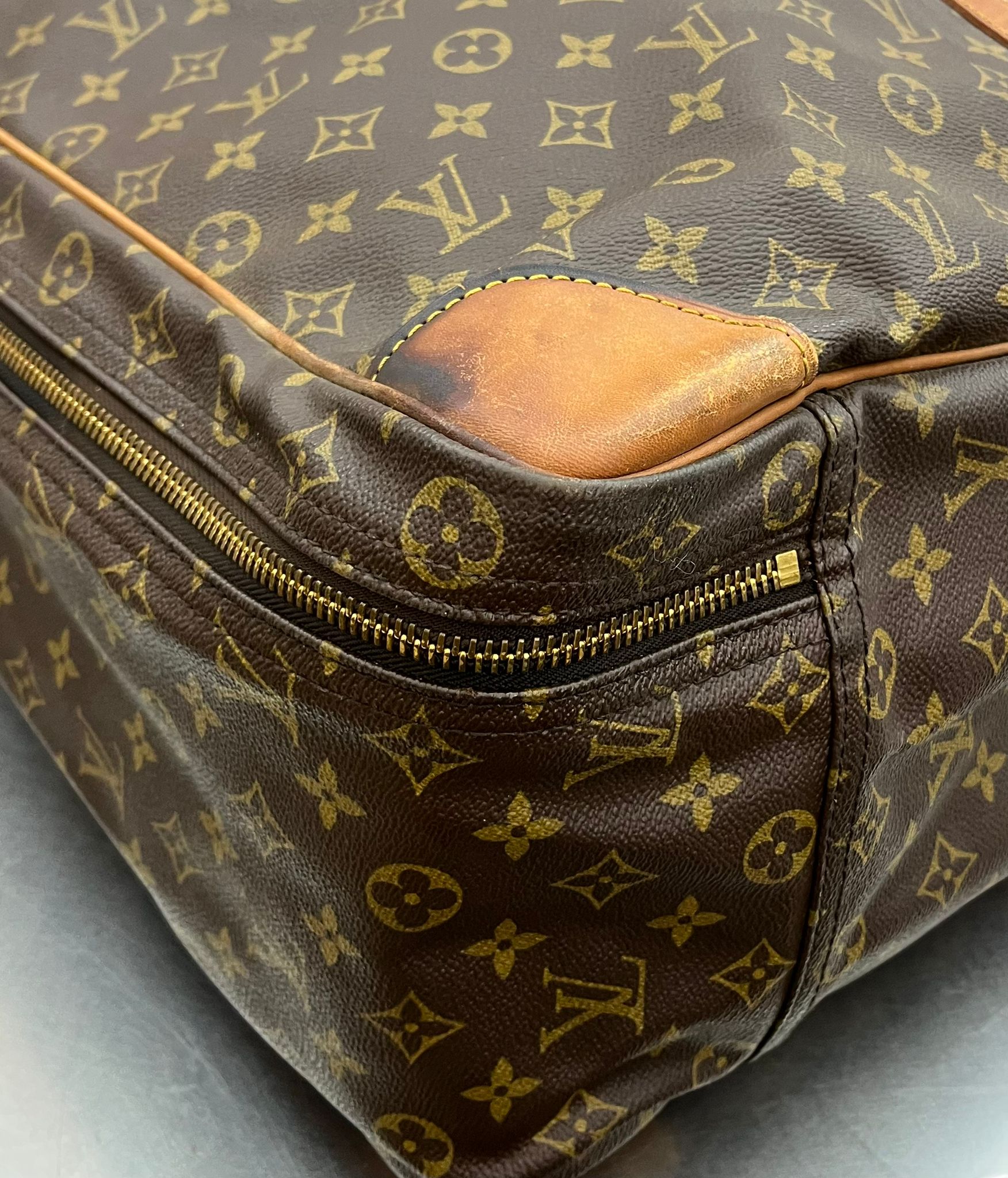 Louis Vuitton Sirius 65