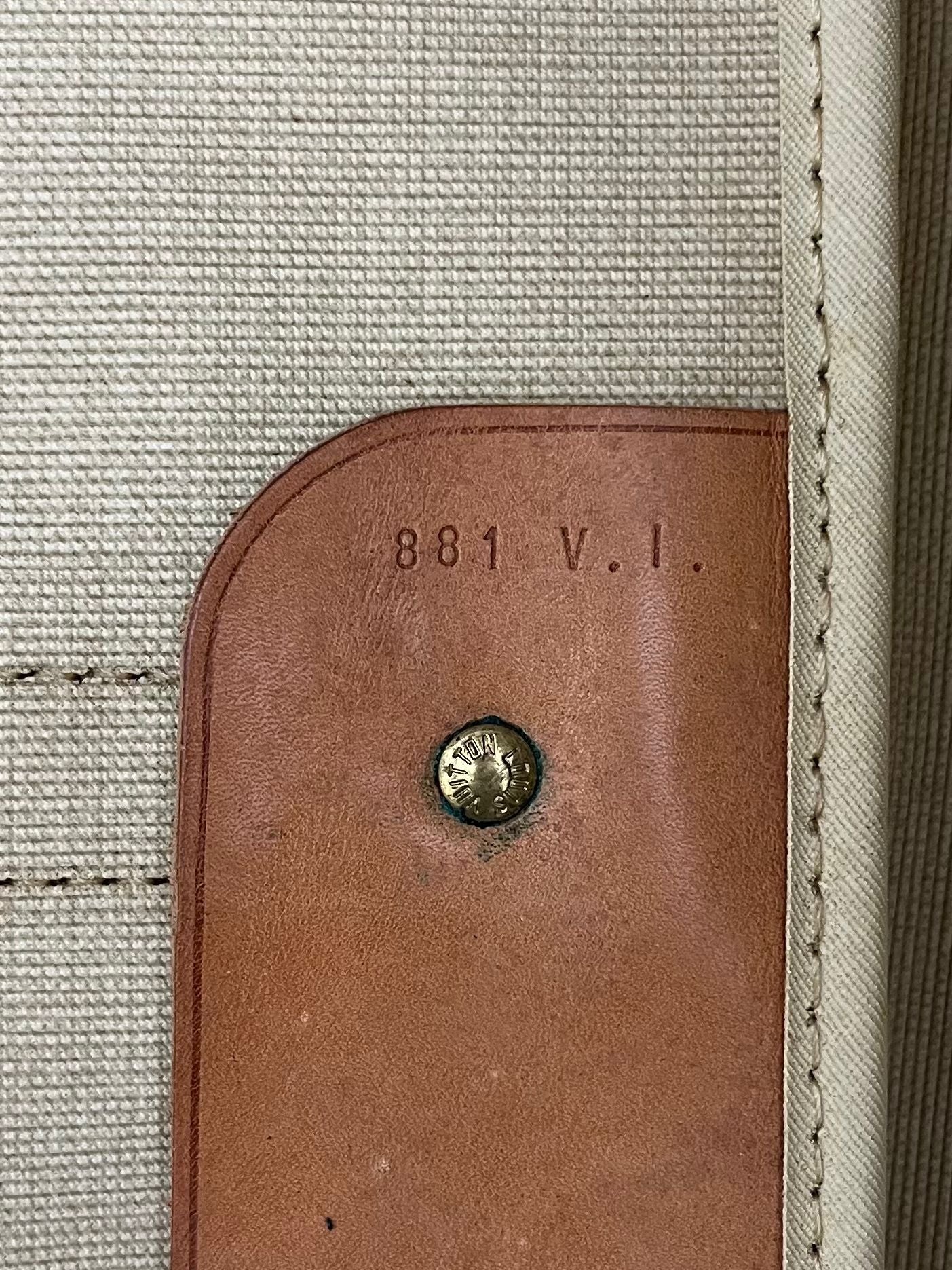 Louis Vuitton Sirius 65