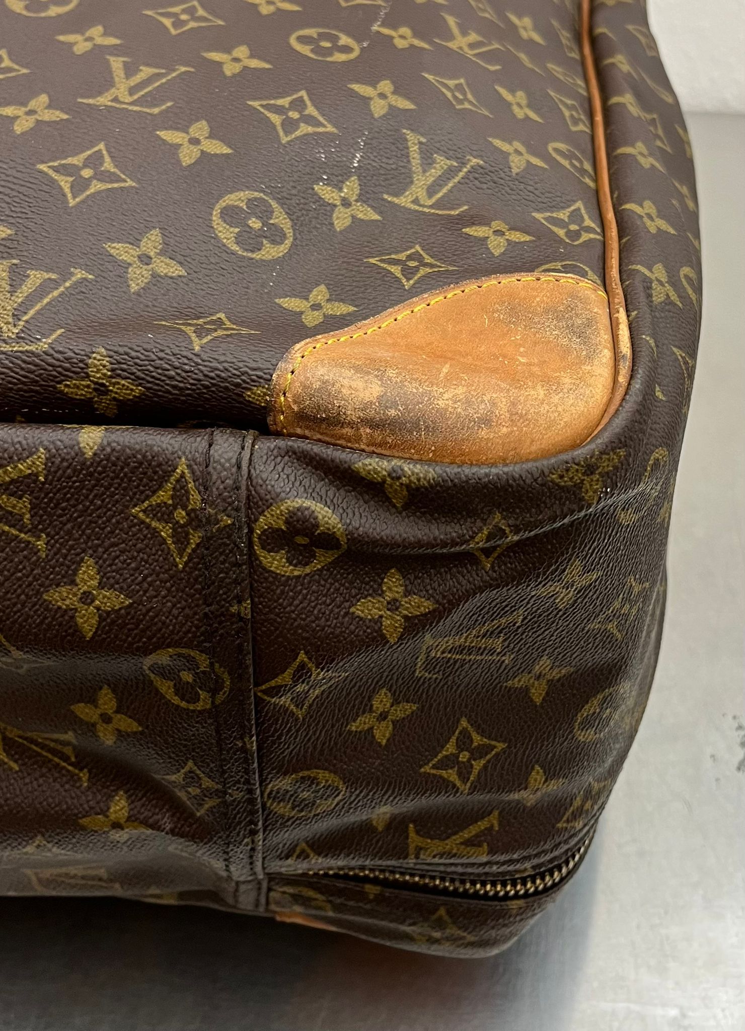 Louis Vuitton Sirius 65
