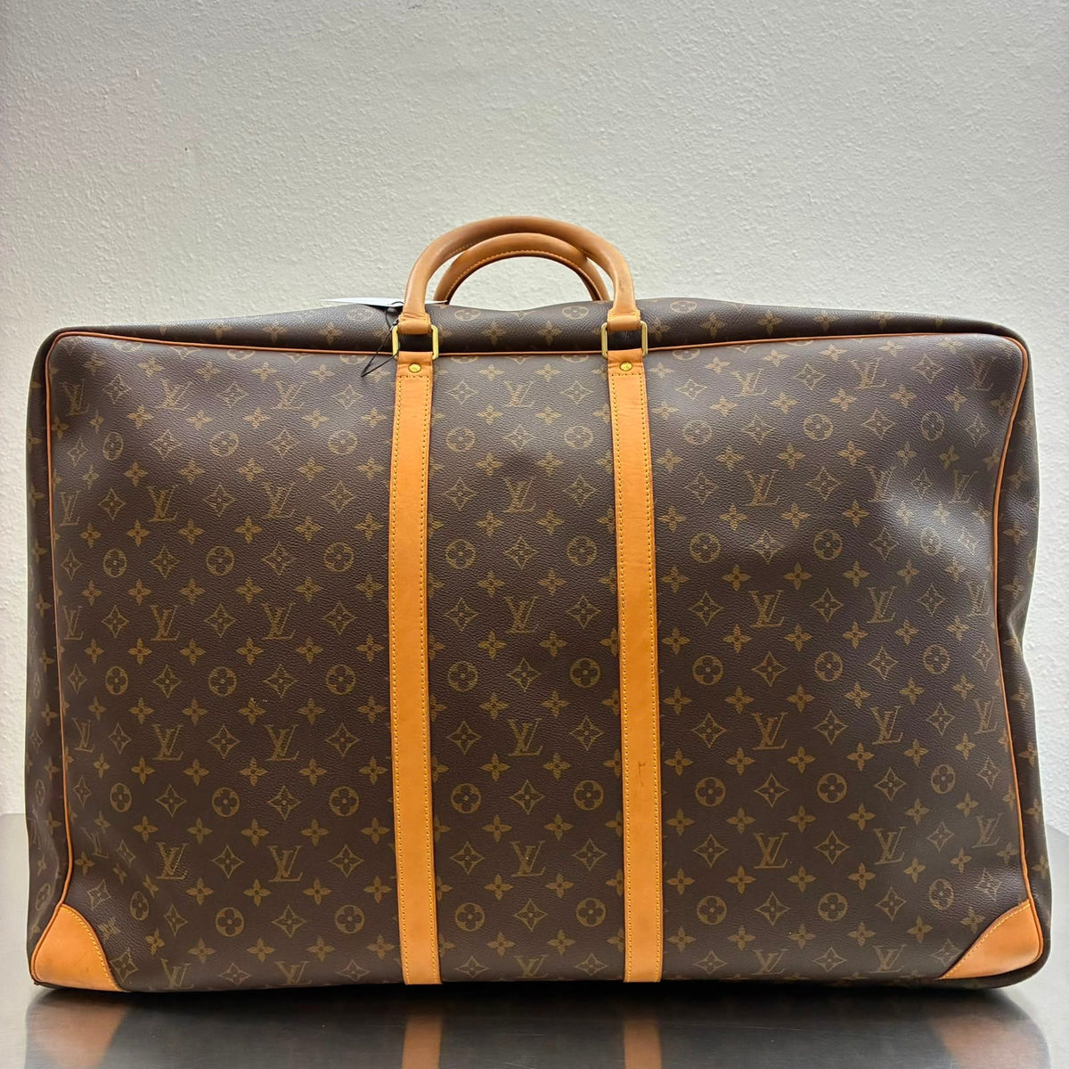 Louis Vuitton Sirius 70 Monogram