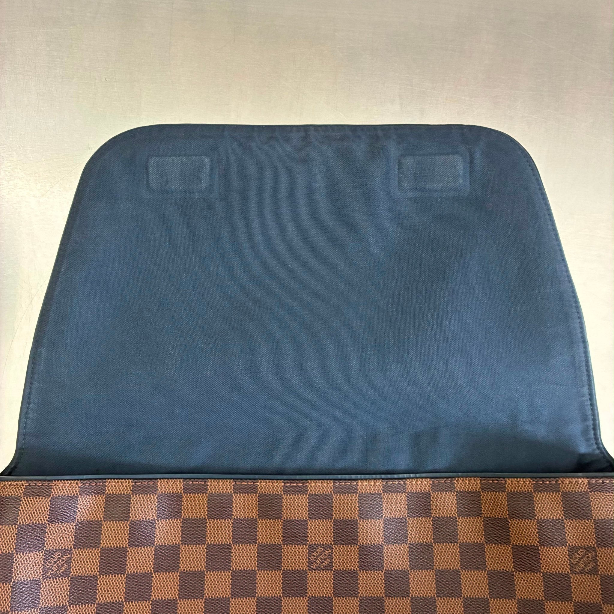Louis Vuitton Sprinter Messenger Damier Ebene