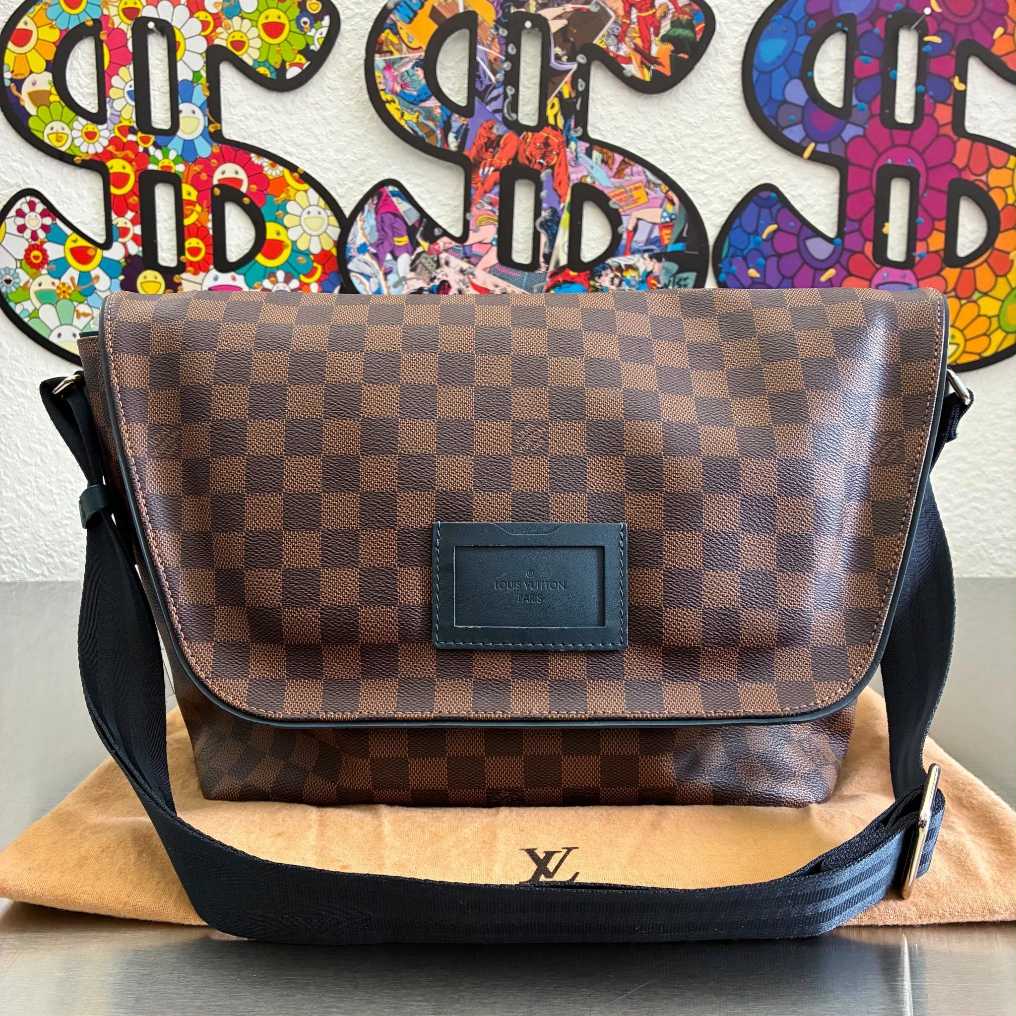 Louis Vuitton Sprinter Messenger Damier Ebene