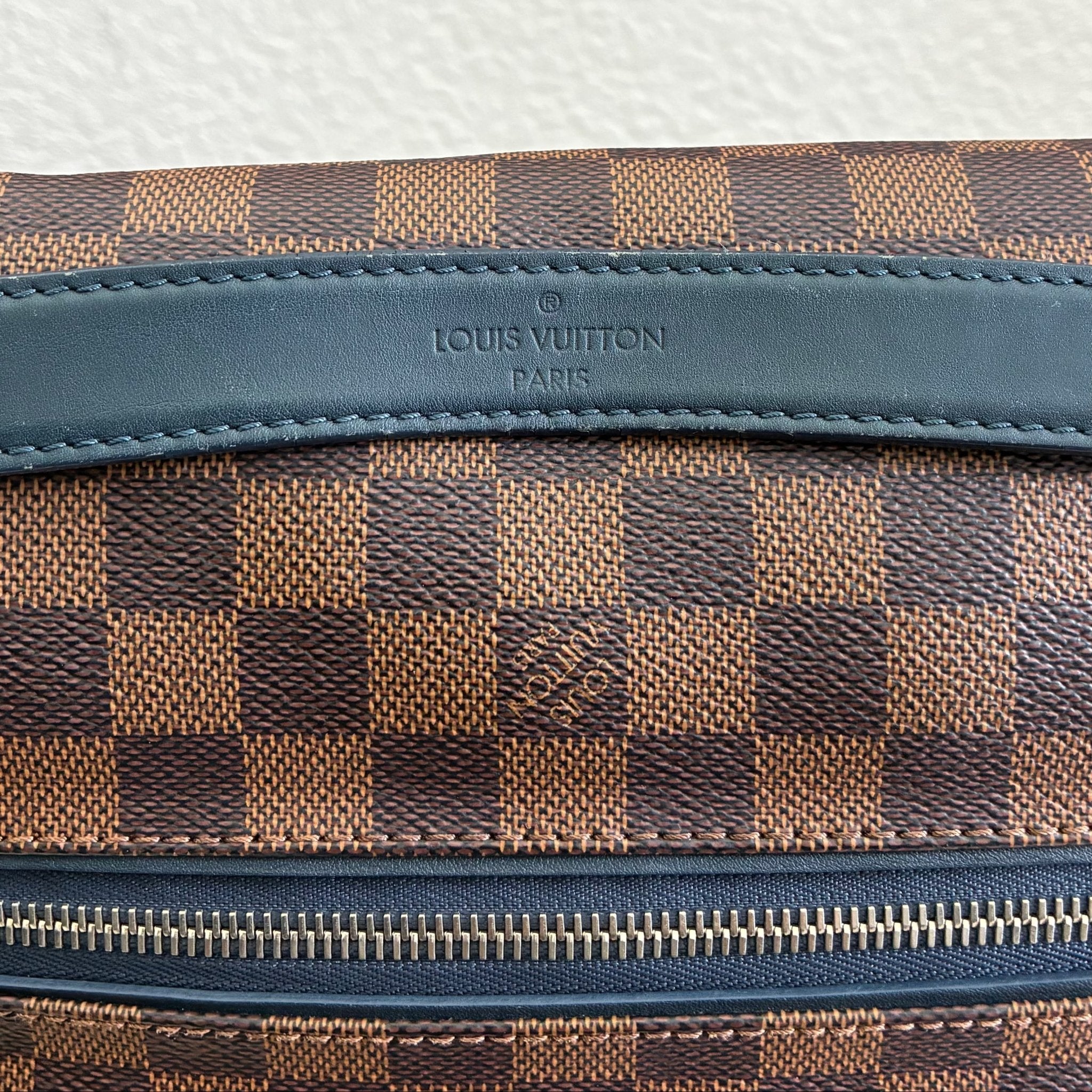 Louis Vuitton Sprinter Messenger Damier Ebene