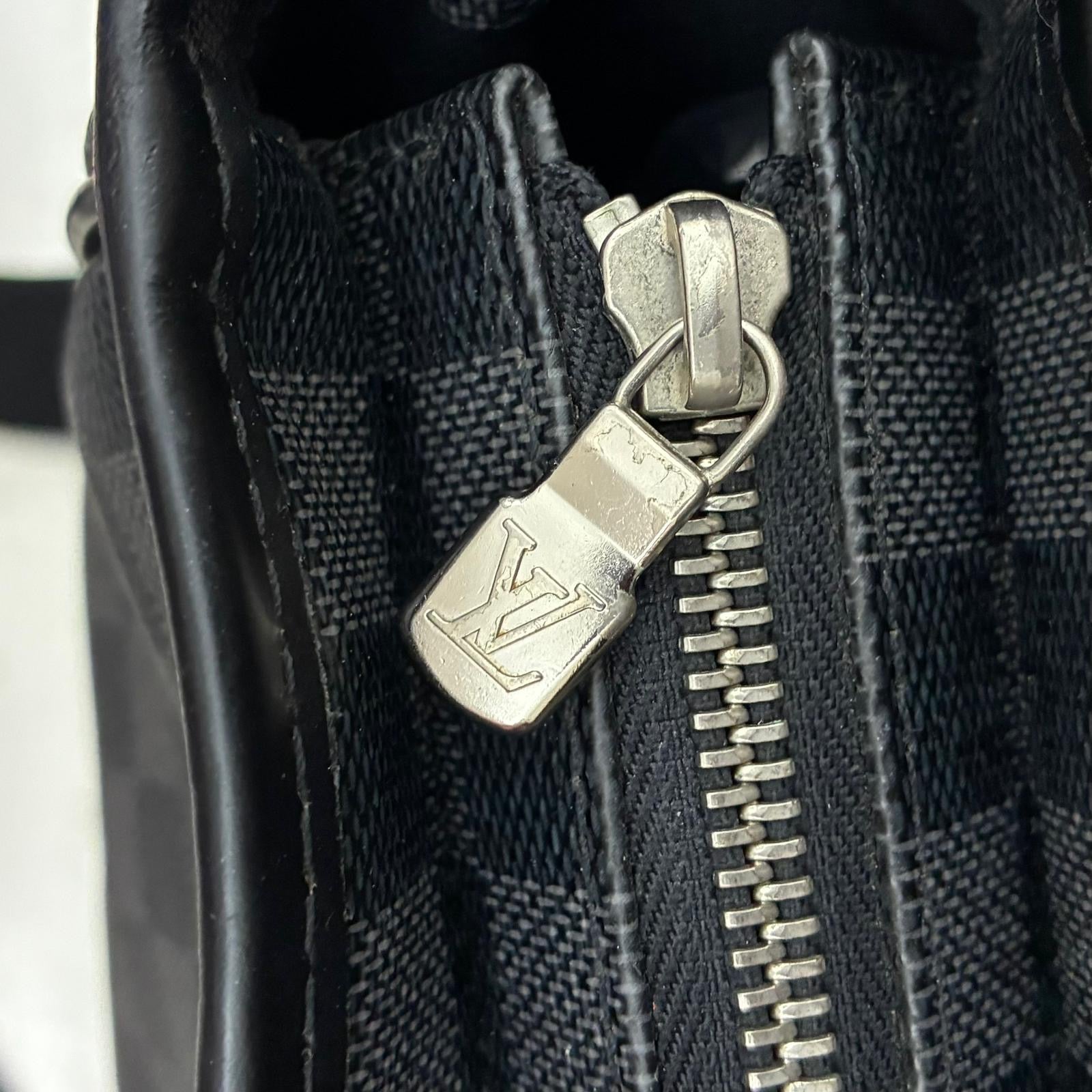 Louis Vuitton Tadao Damier Graphit