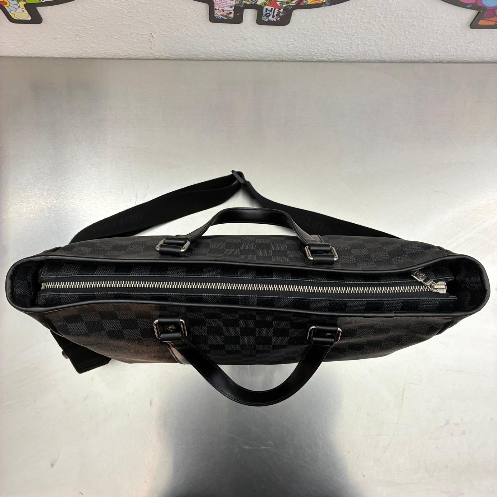 Louis Vuitton Tadao Damier Graphit