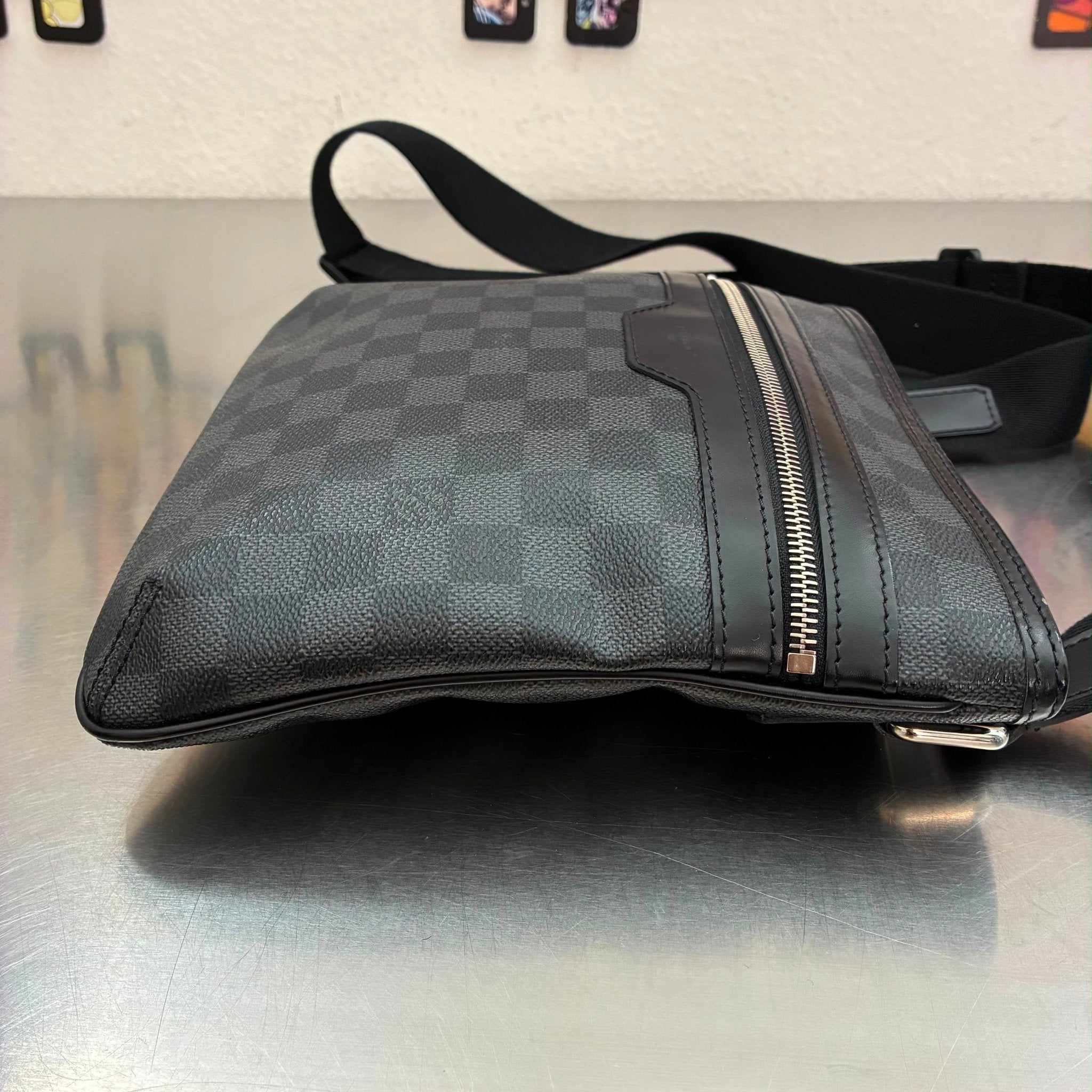 Louis Vuitton Thomas Damier Graphite