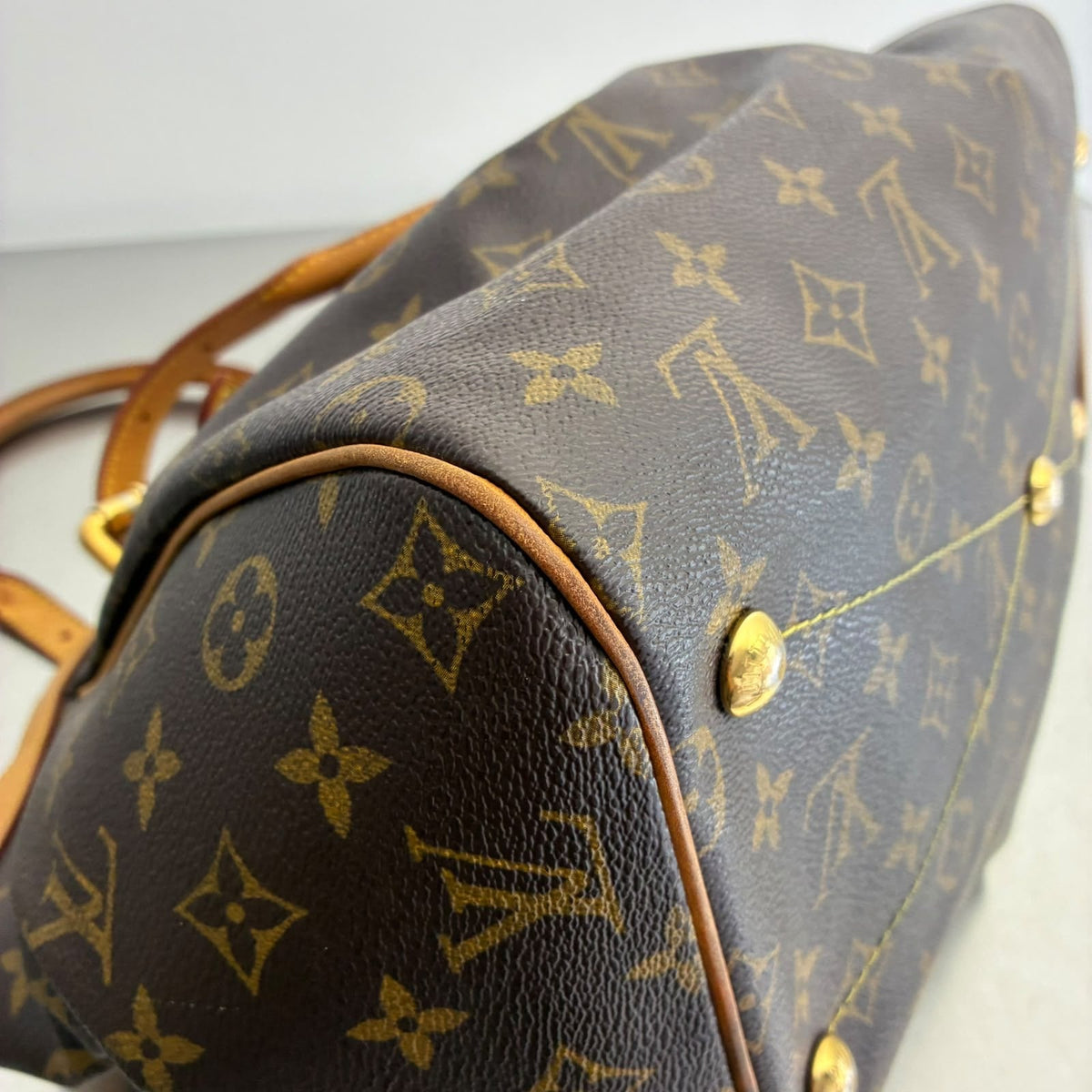 Louis Vuitton Tivoli GM Monogram