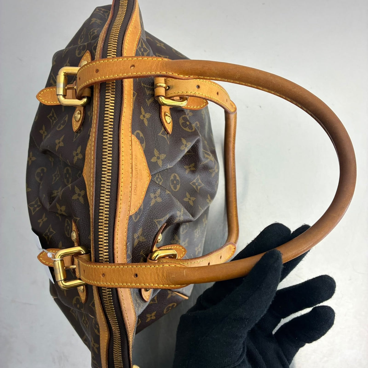 Louis Vuitton Tivoli GM Monogram