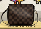 Louis Vuitton Trousse Make - up