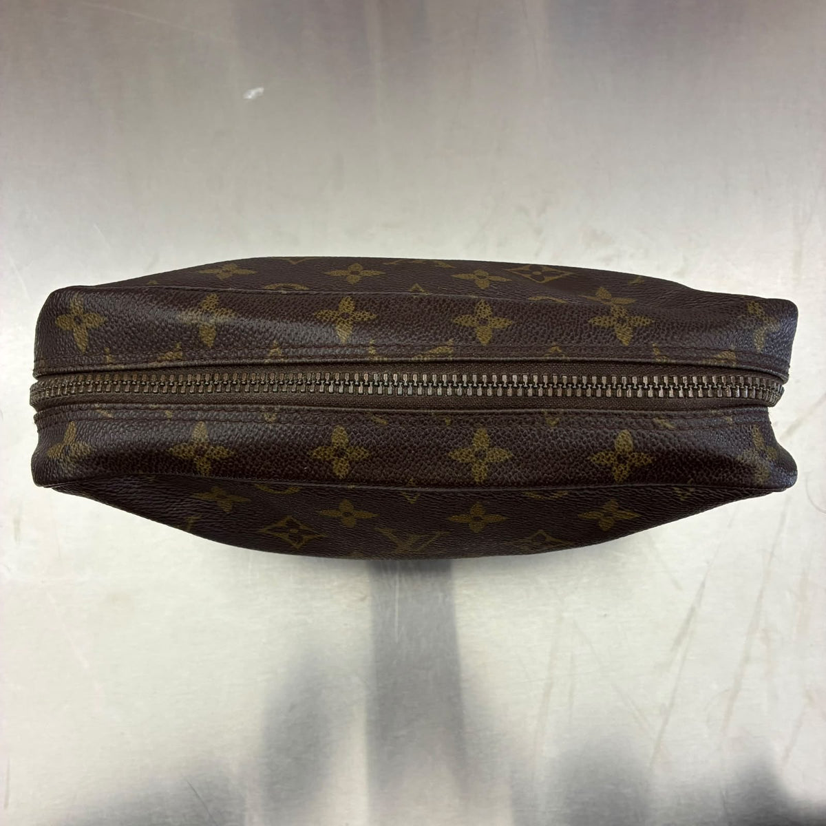 Louis Vuitton Trousse Toilette 23 Monogram