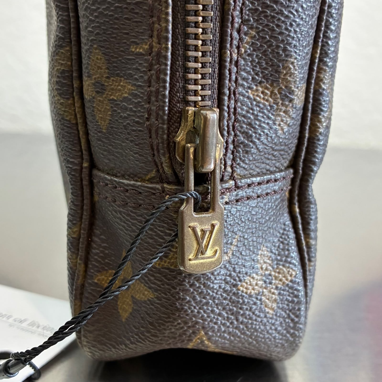Louis Vuitton Trousse Toilette 23 Monogram von 1988
