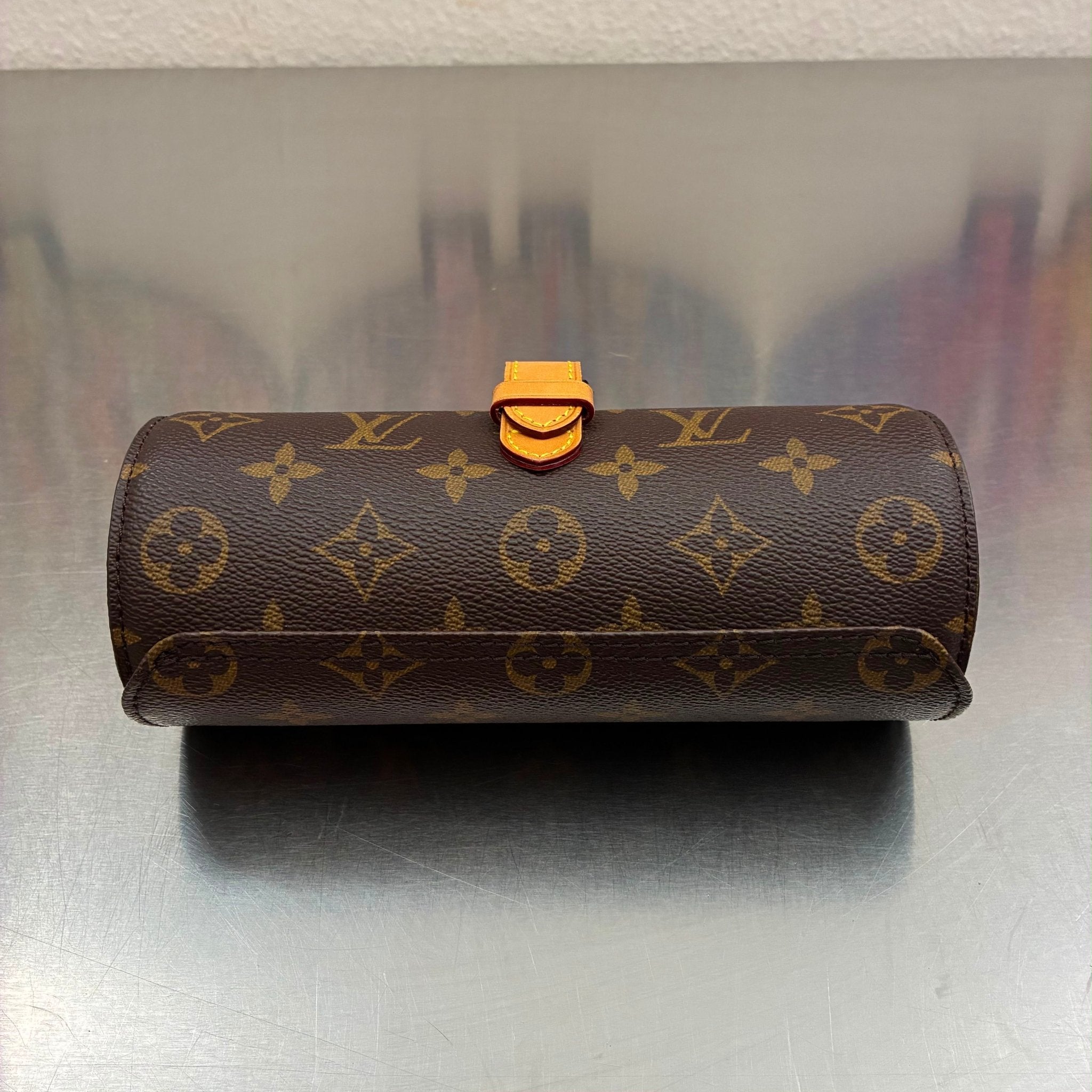 Louis Vuitton Uhrenetui Monogram