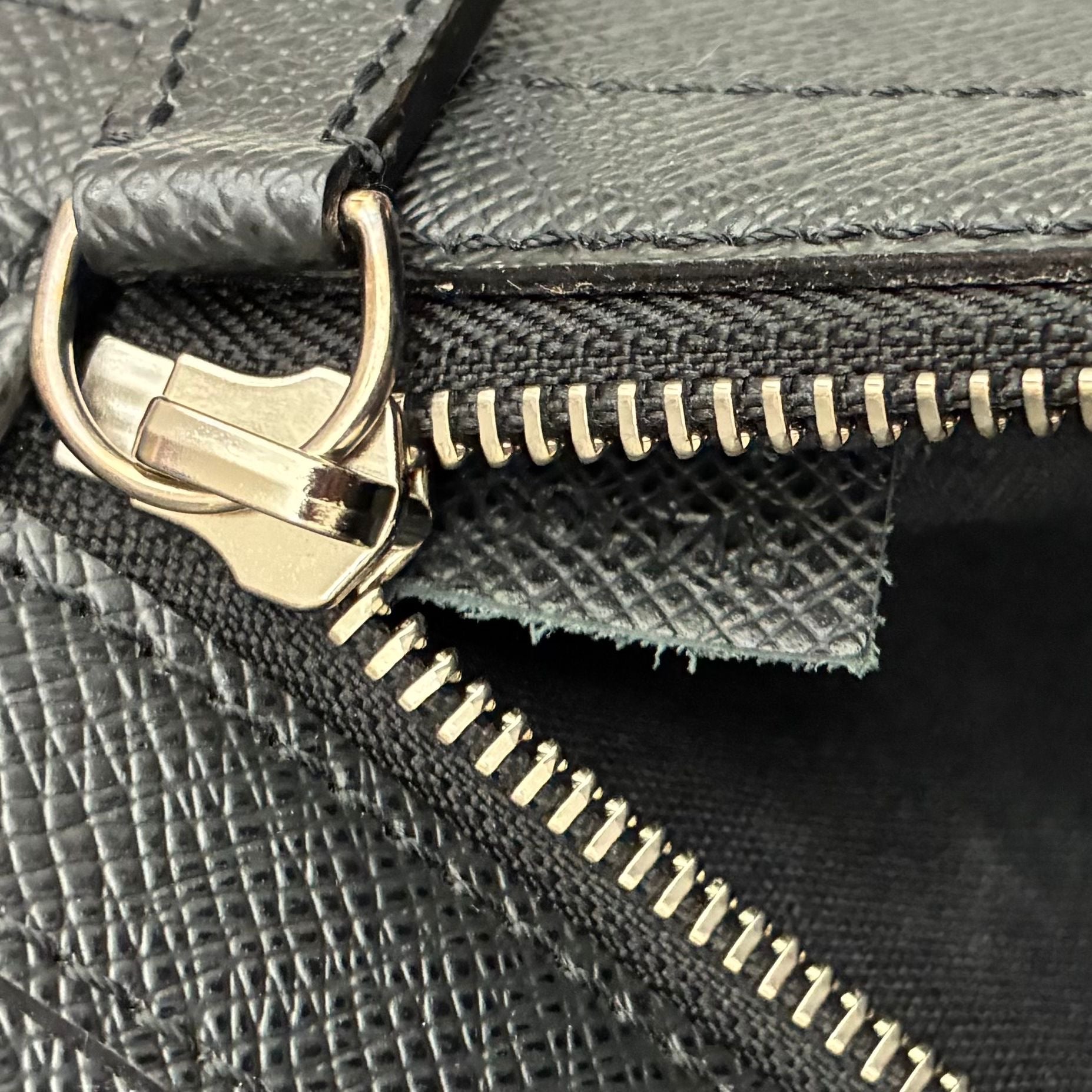 Louis Vuitton Vladimir Taiga