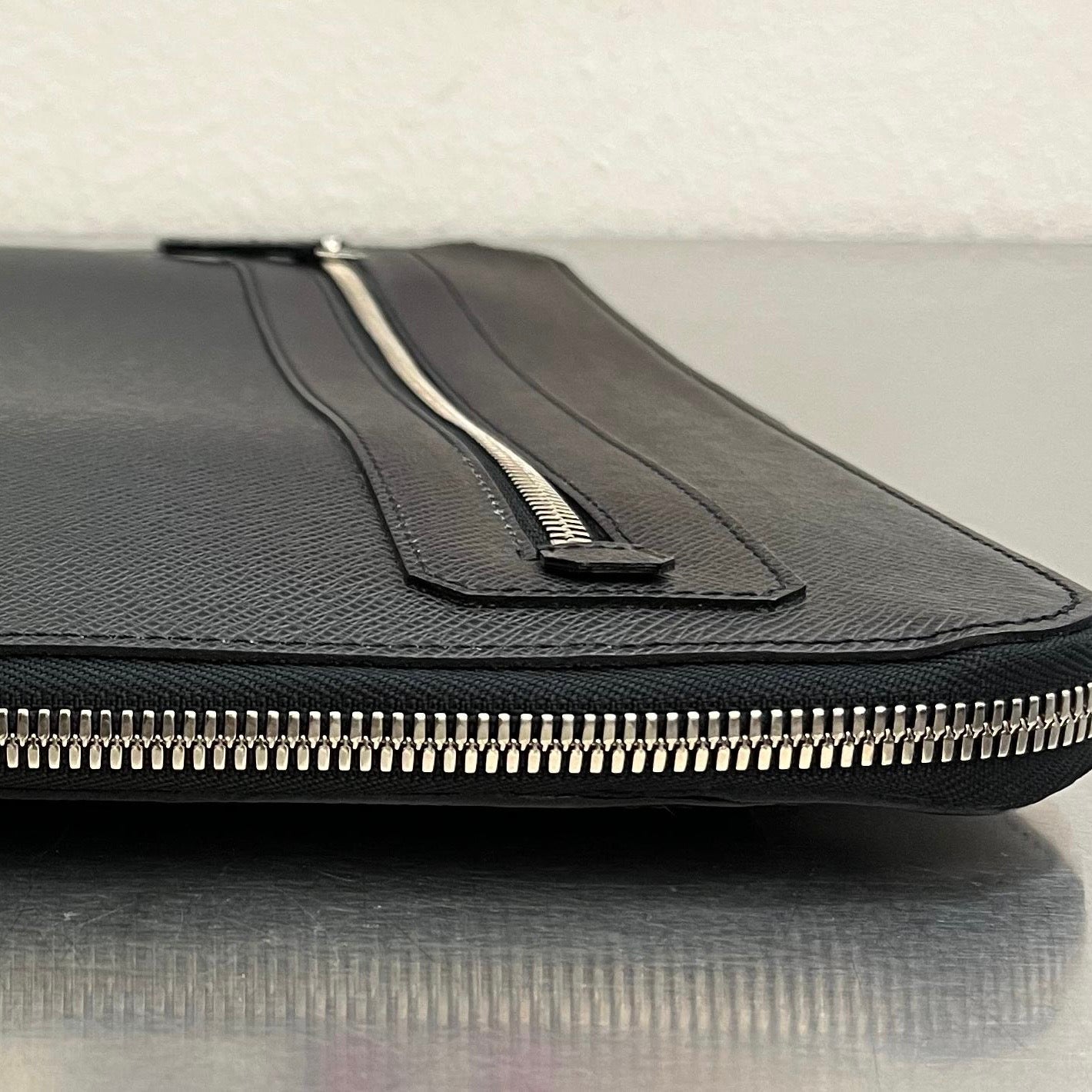 Louis Vuitton Vladimir Taiga