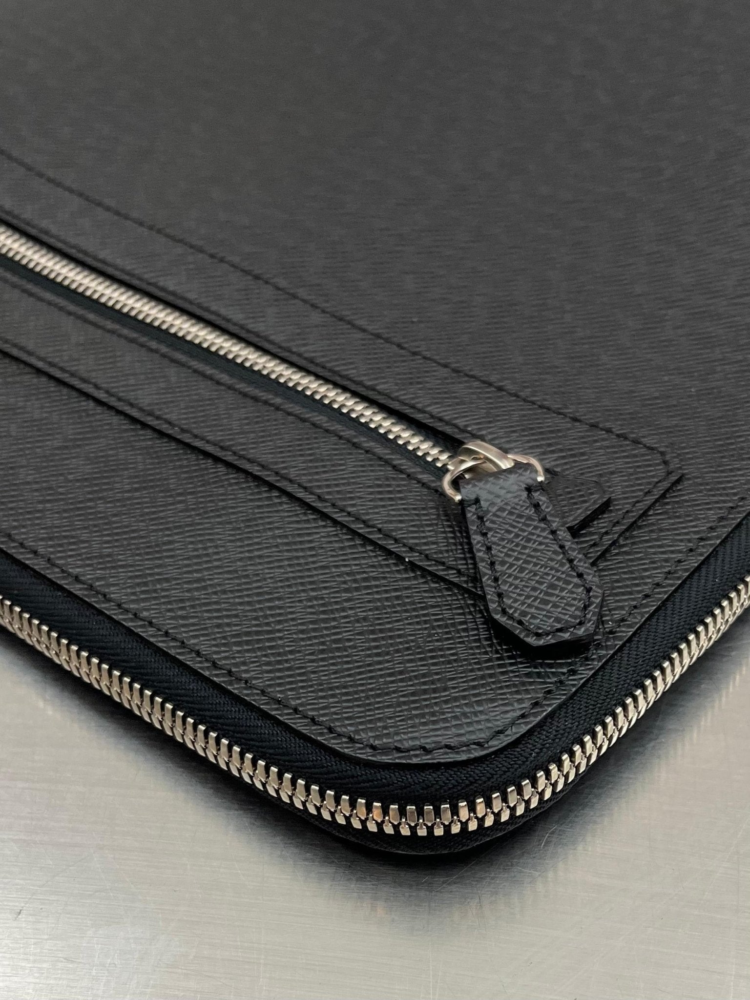 Louis Vuitton Vladimir Taiga