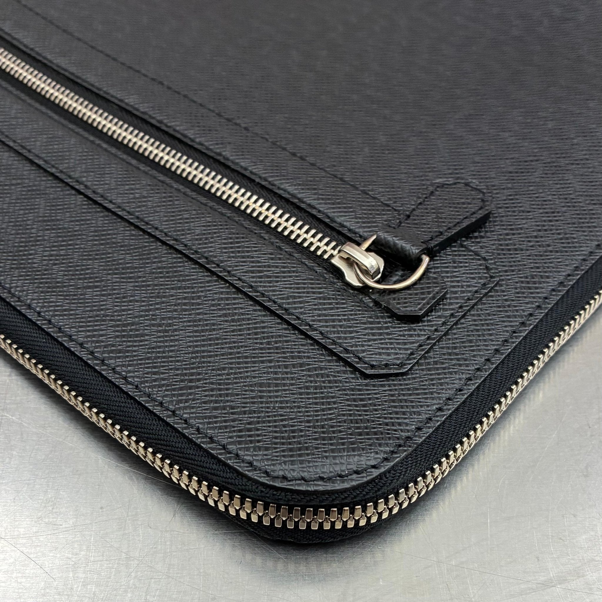 Louis Vuitton Vladimir Taiga