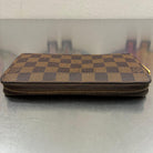 Louis Vuitton Zippy Damier