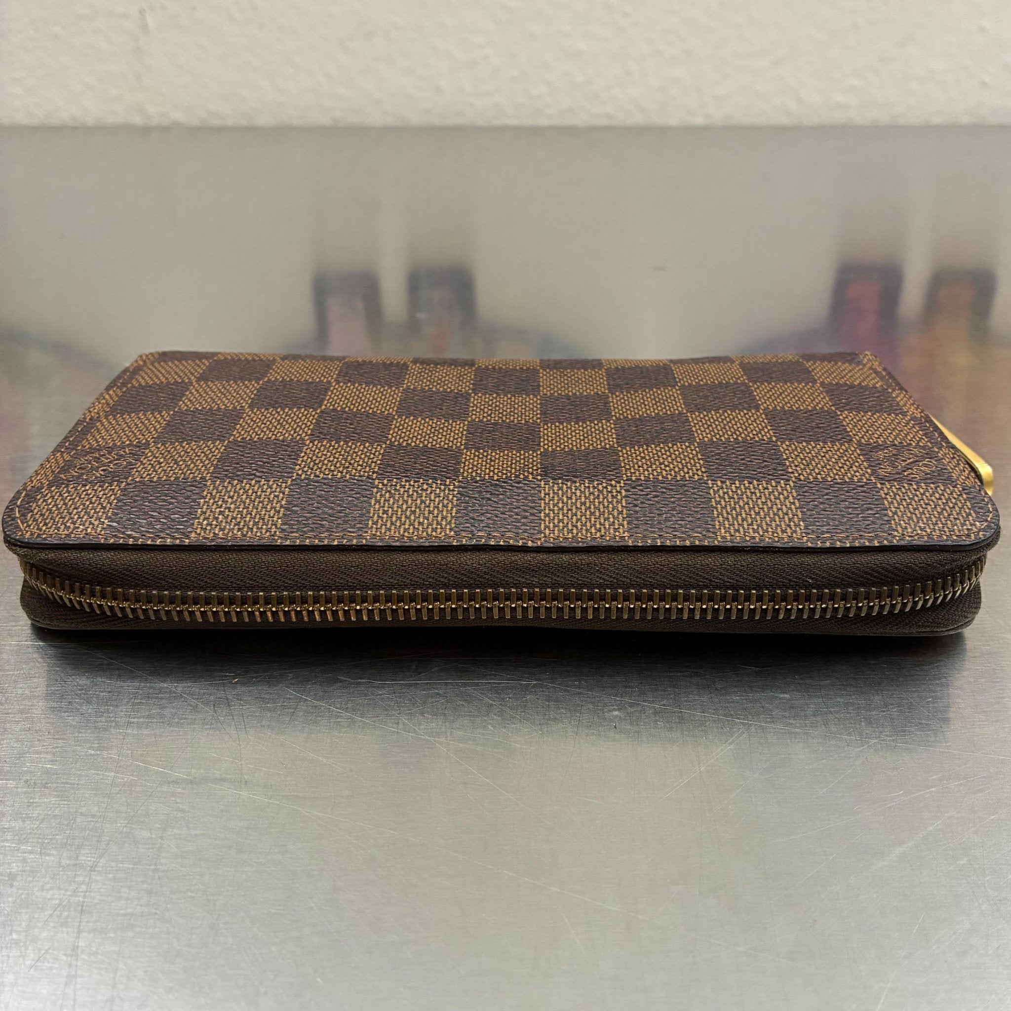 Louis Vuitton Zippy Damier