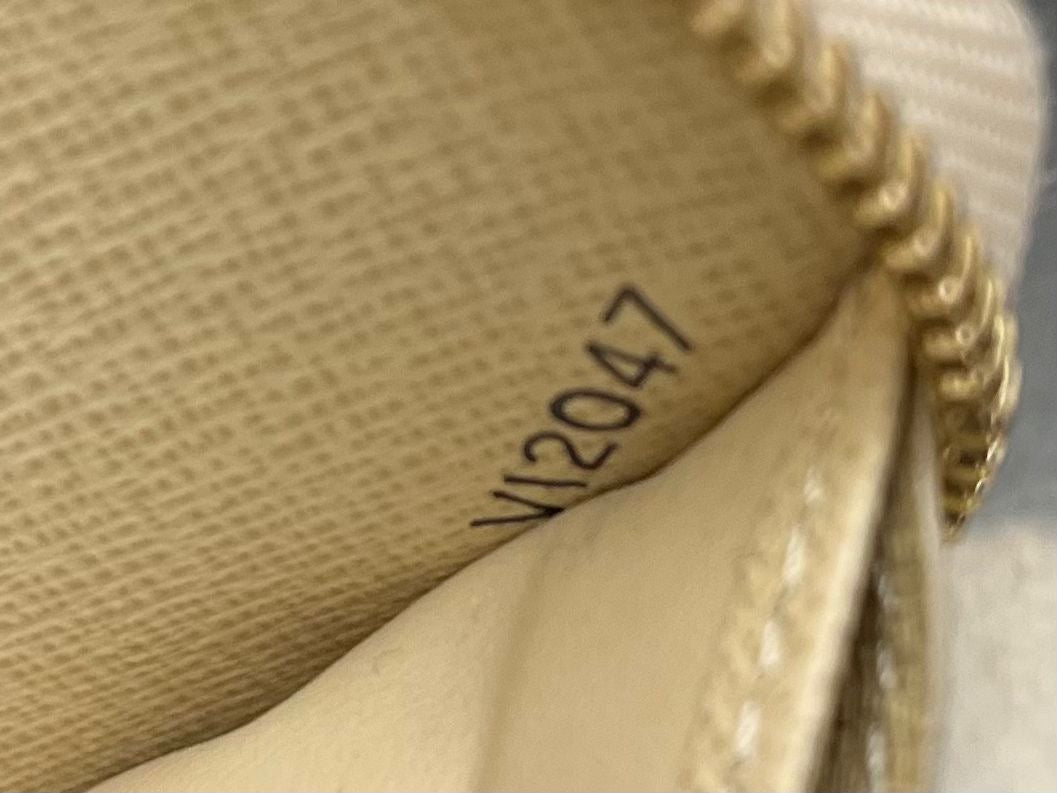 Louis Vuitton Zippy Damier Azur