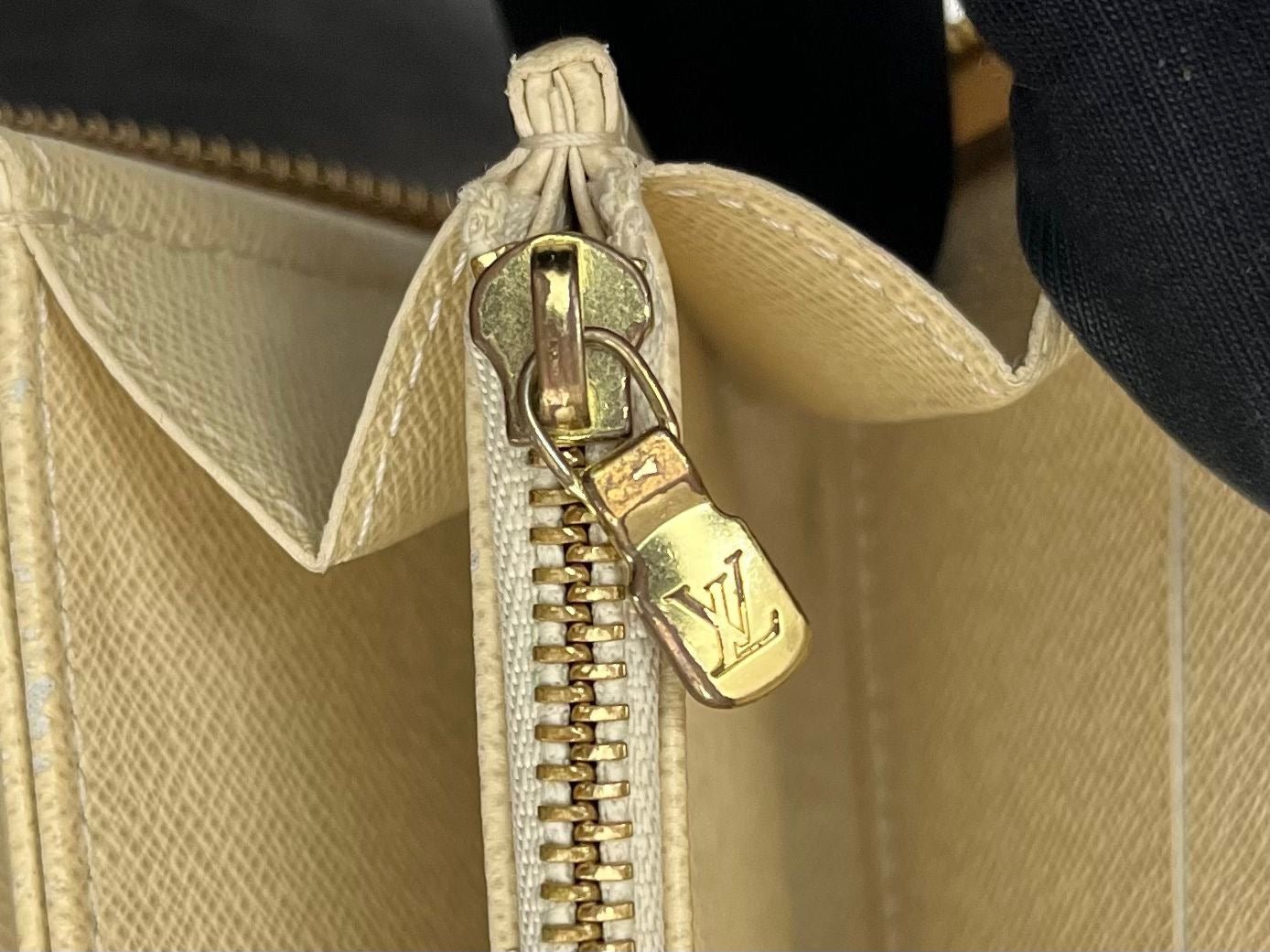 Louis Vuitton Zippy Damier Azur