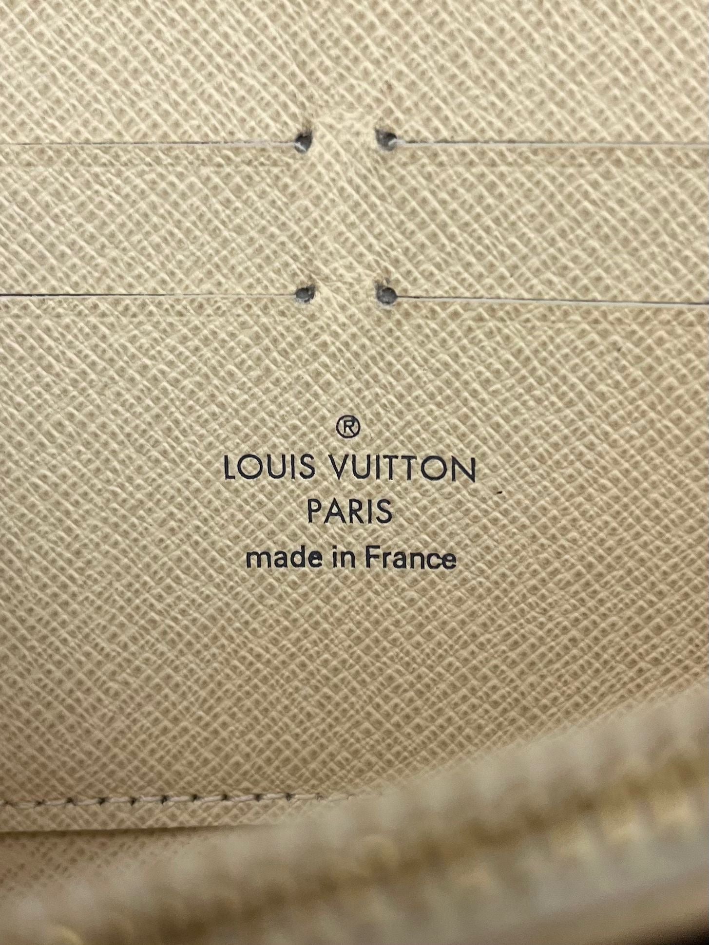 Louis Vuitton Zippy Damier Azur